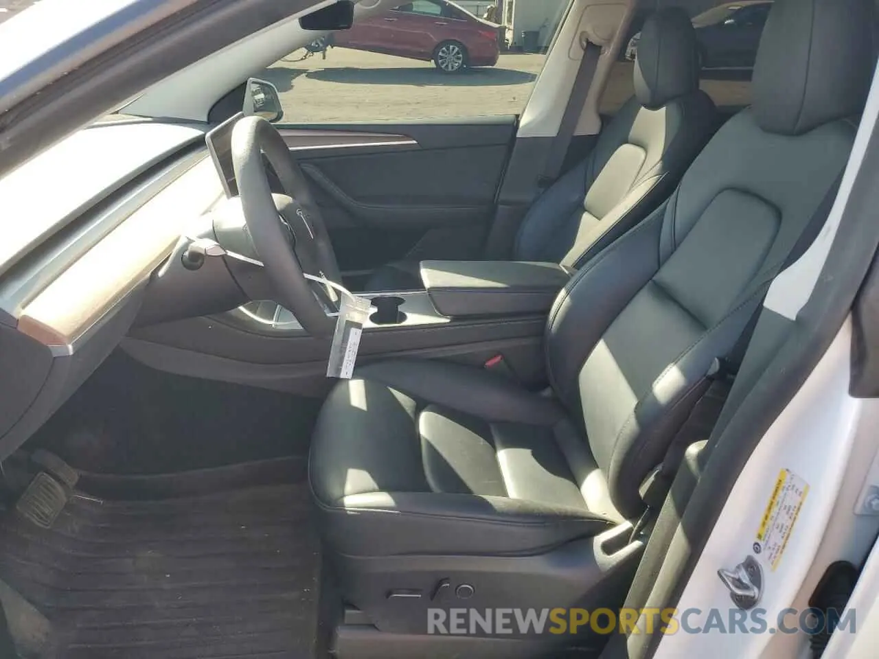 7 Photograph of a damaged car 7SAYGAEE1PF780517 TESLA MODEL Y 2023