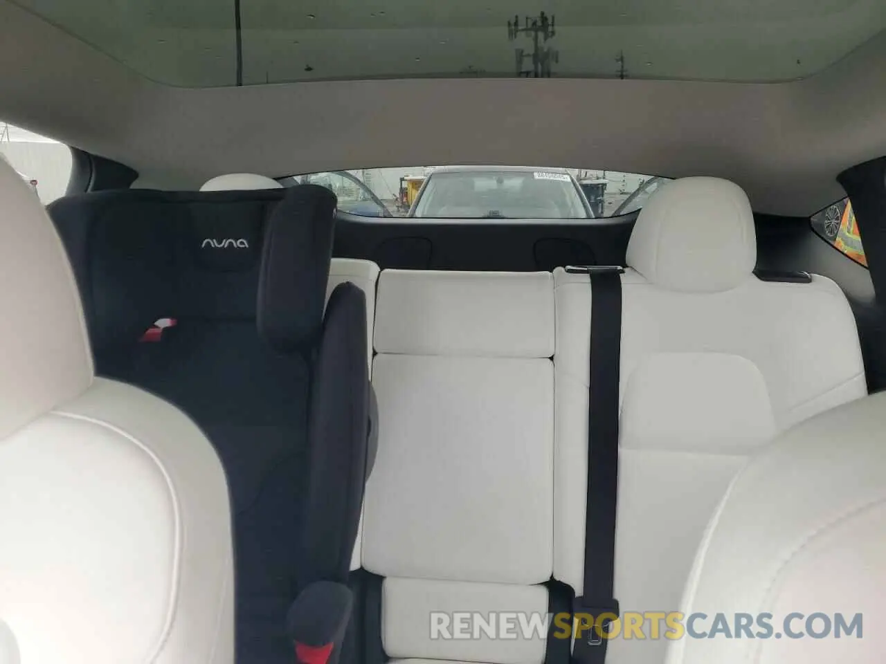 10 Photograph of a damaged car 7SAYGAEE1PF824385 TESLA MODEL Y 2023