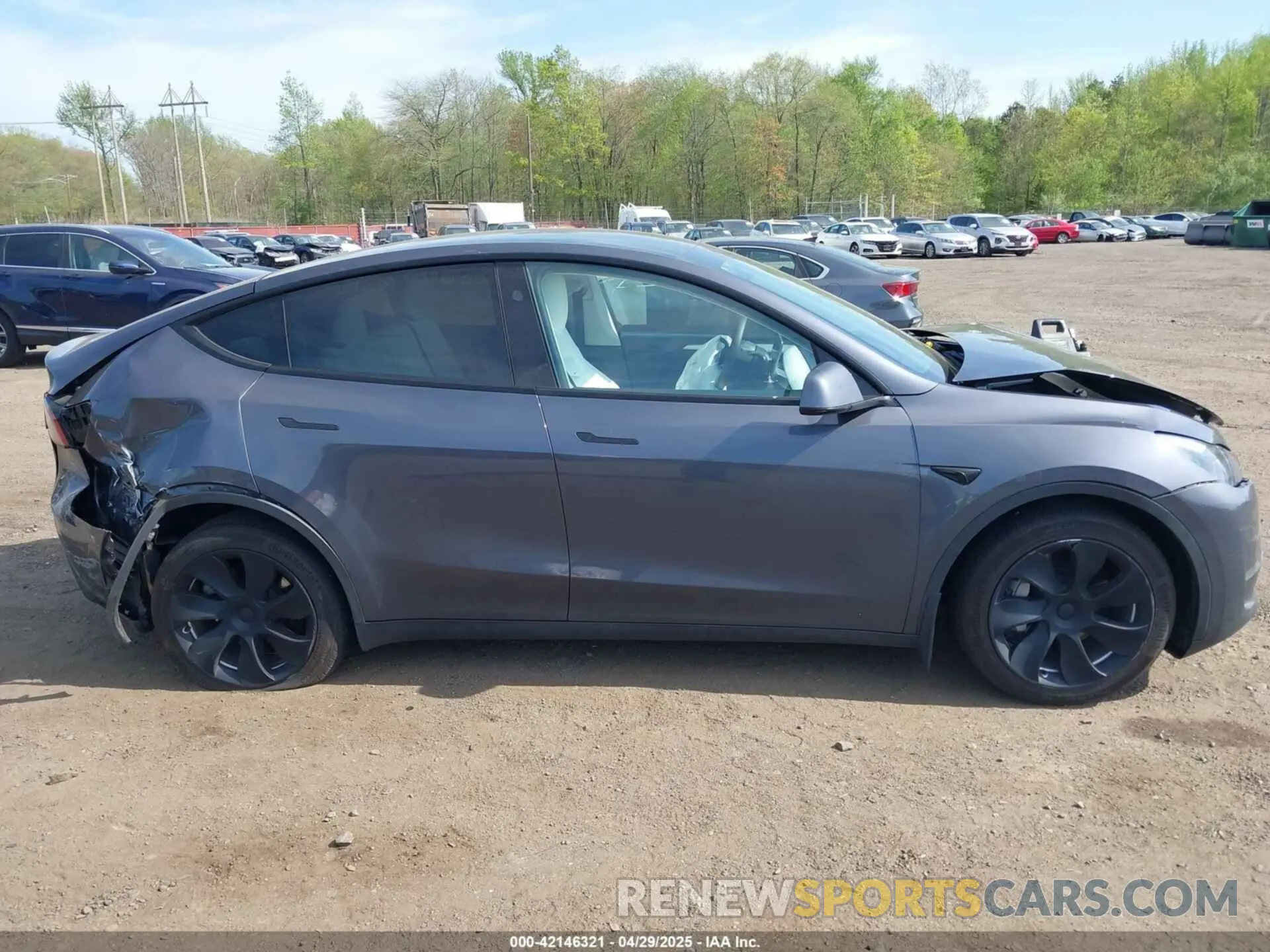 13 Photograph of a damaged car 7SAYGAEE1PF889267 TESLA MODEL Y 2023