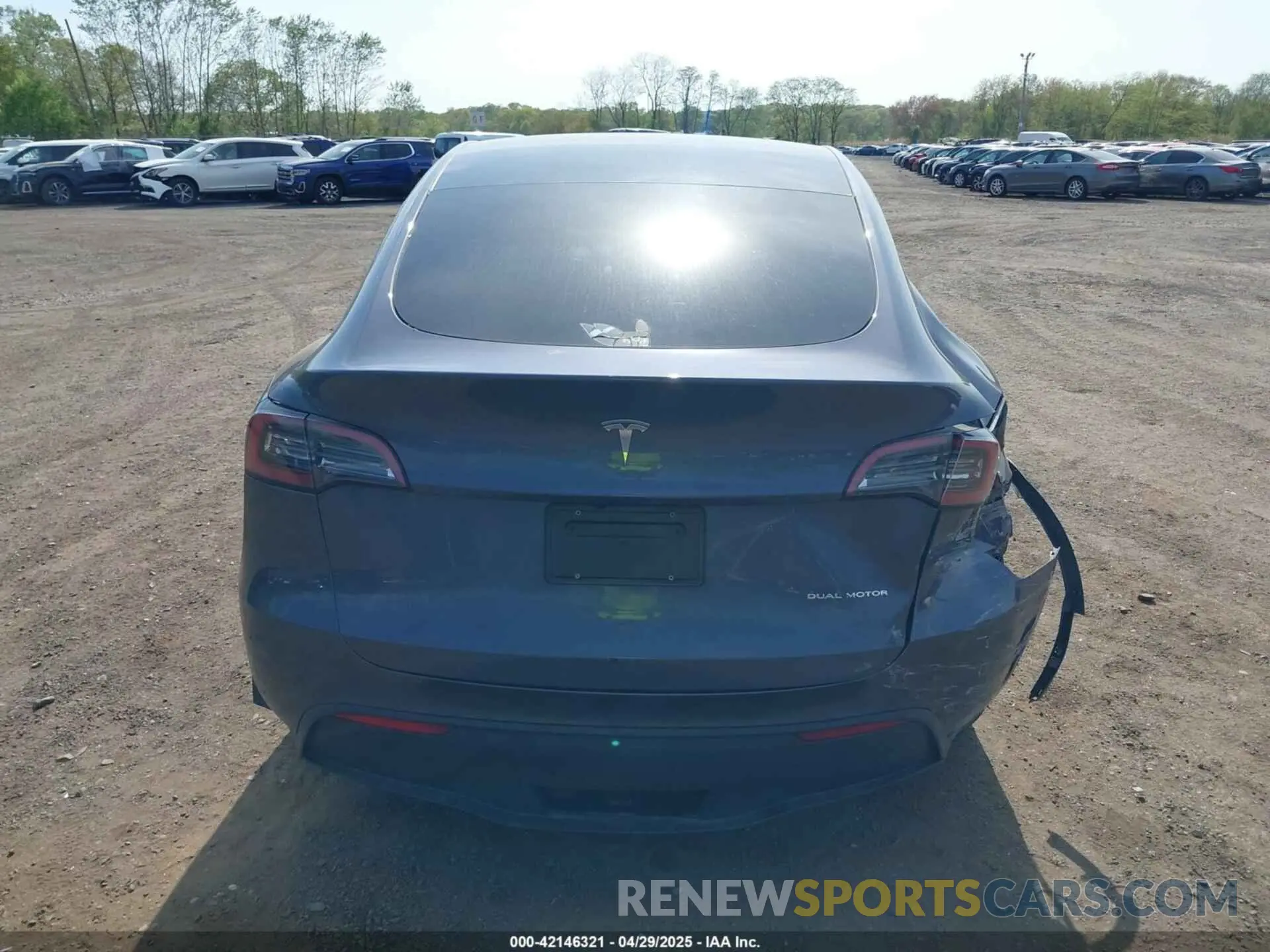 16 Photograph of a damaged car 7SAYGAEE1PF889267 TESLA MODEL Y 2023