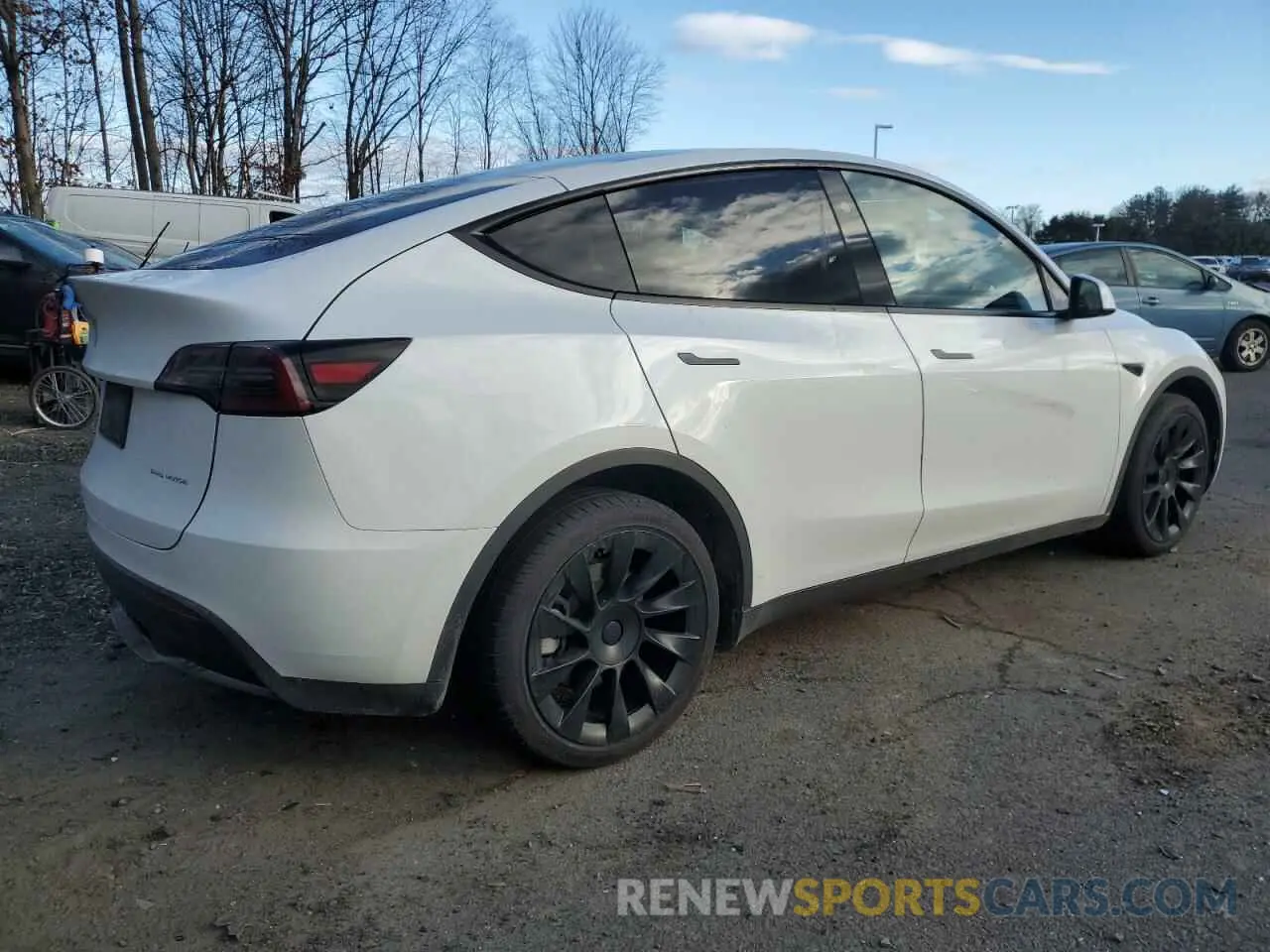 3 Photograph of a damaged car 7SAYGAEE1PF967353 TESLA MODEL Y 2023