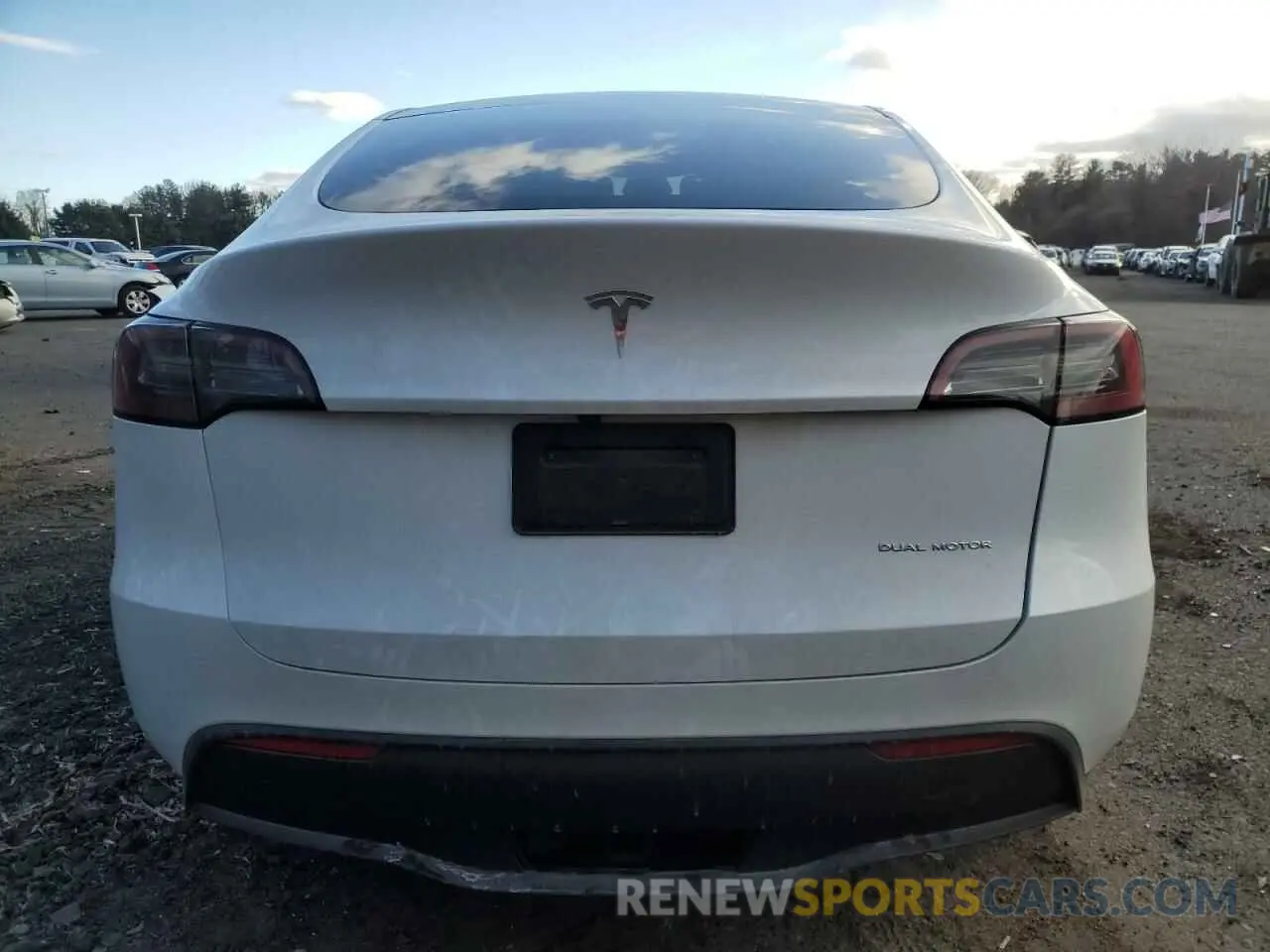 6 Photograph of a damaged car 7SAYGAEE1PF967353 TESLA MODEL Y 2023