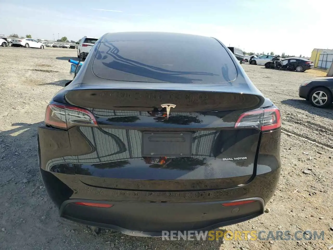 6 Photograph of a damaged car 7SAYGAEE2PF627225 TESLA MODEL Y 2023