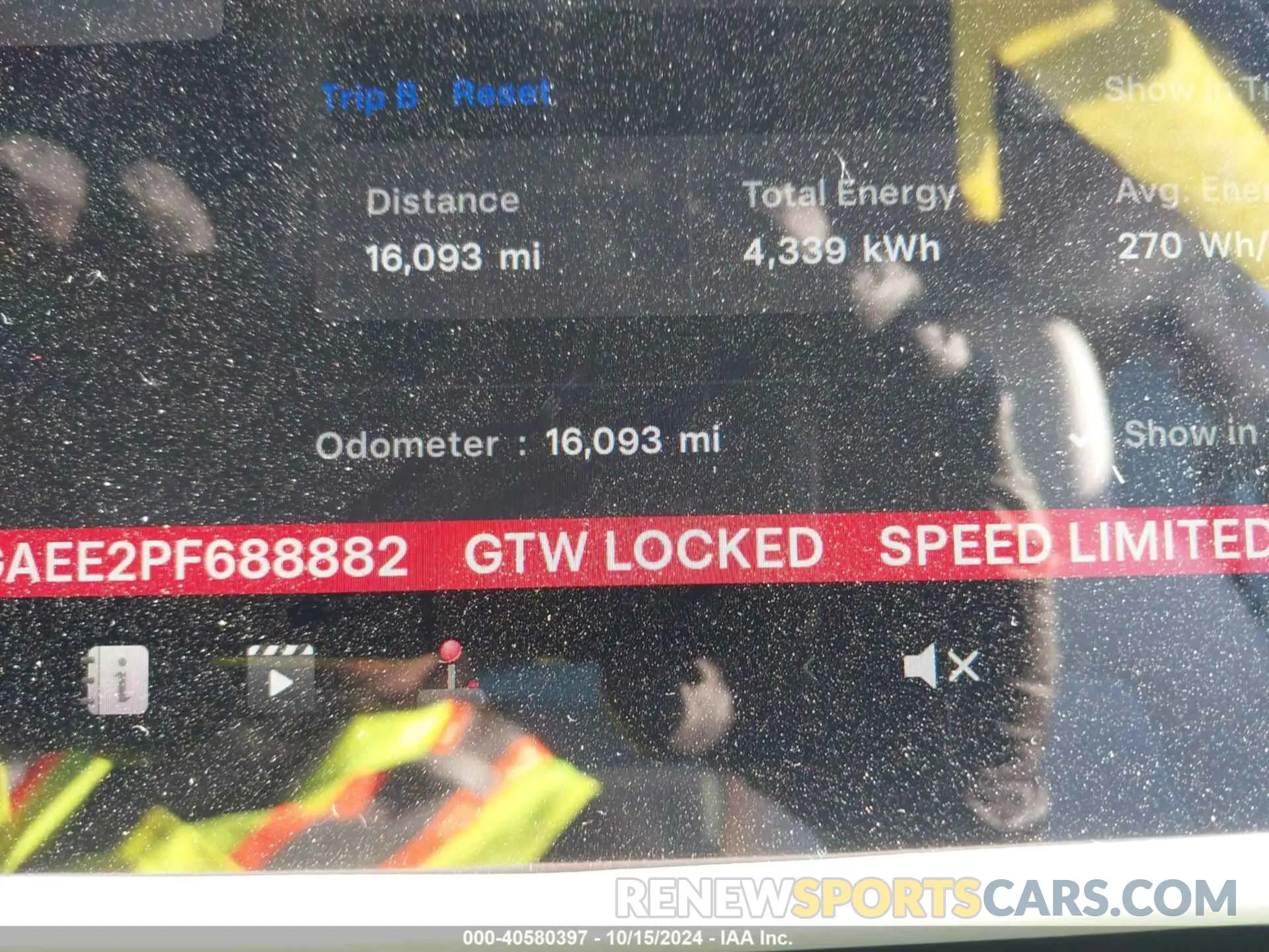 16 Photograph of a damaged car 7SAYGAEE2PF688882 TESLA MODEL Y 2023