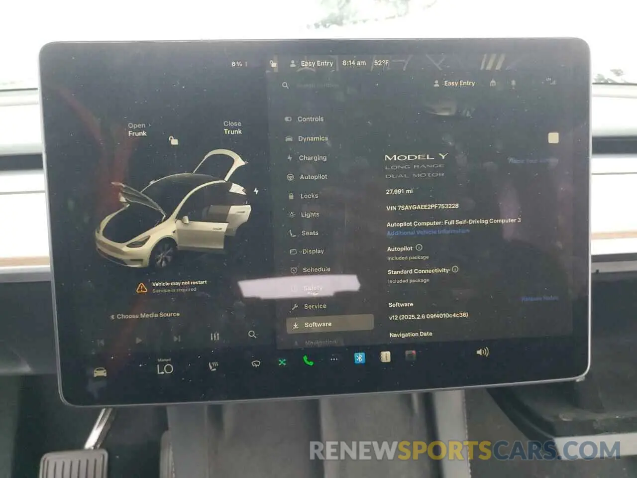 9 Photograph of a damaged car 7SAYGAEE2PF753228 TESLA MODEL Y 2023