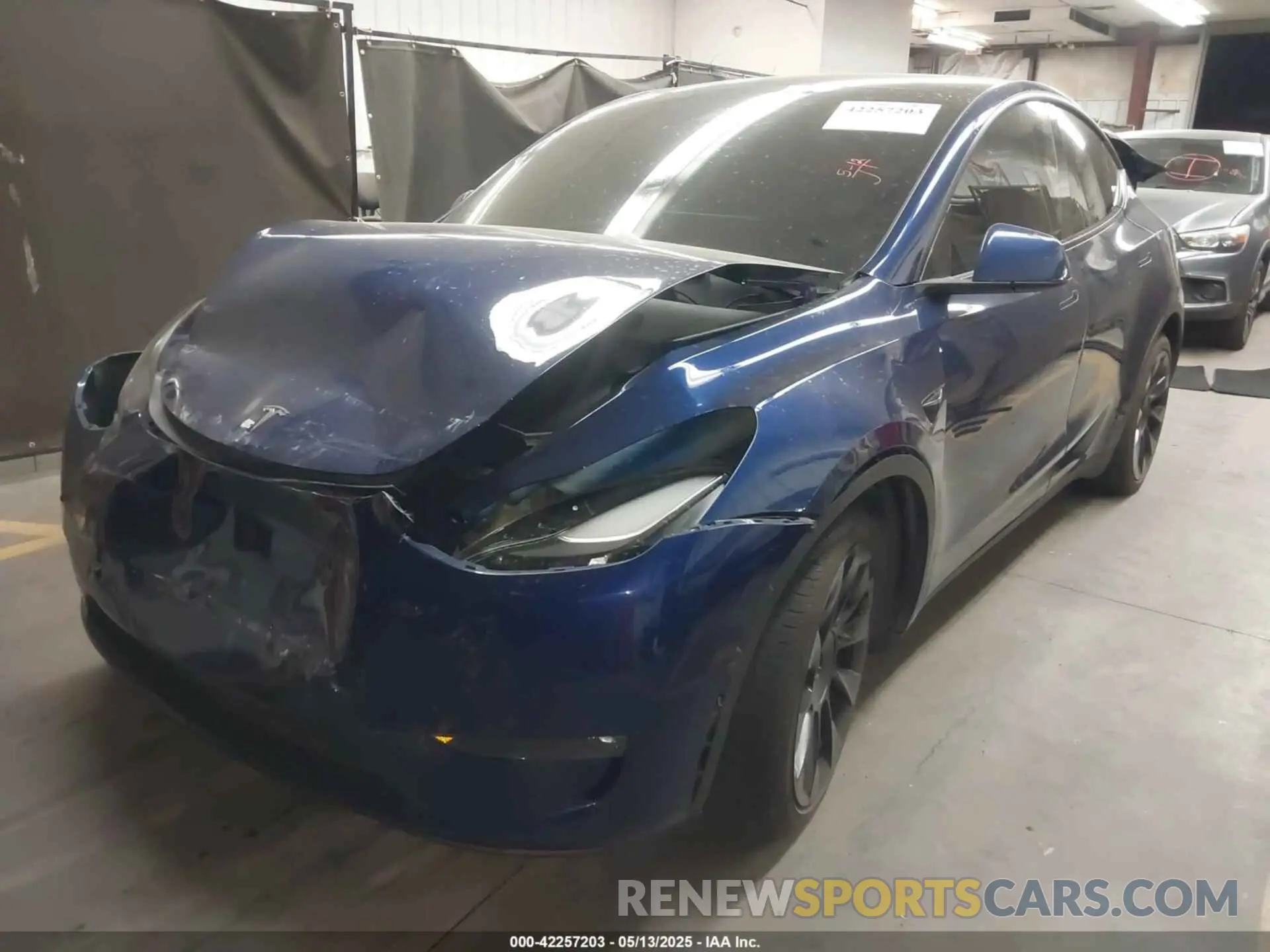 2 Photograph of a damaged car 7SAYGAEE2PF773382 TESLA MODEL Y 2023
