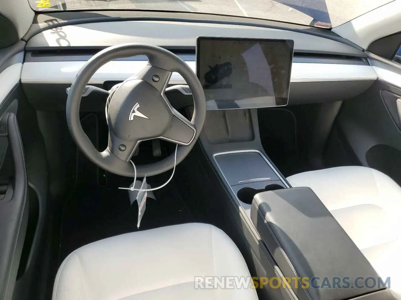 8 Photograph of a damaged car 7SAYGAEE2PF823875 TESLA MODEL Y 2023