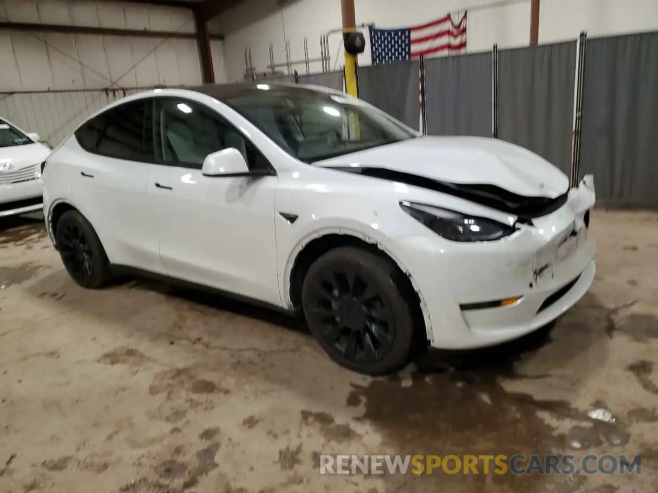 4 Photograph of a damaged car 7SAYGAEE2PF873577 TESLA MODEL Y 2023