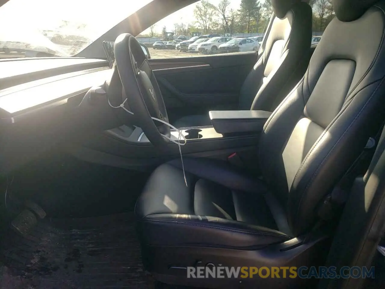 7 Photograph of a damaged car 7SAYGAEE3PF596826 TESLA MODEL Y 2023