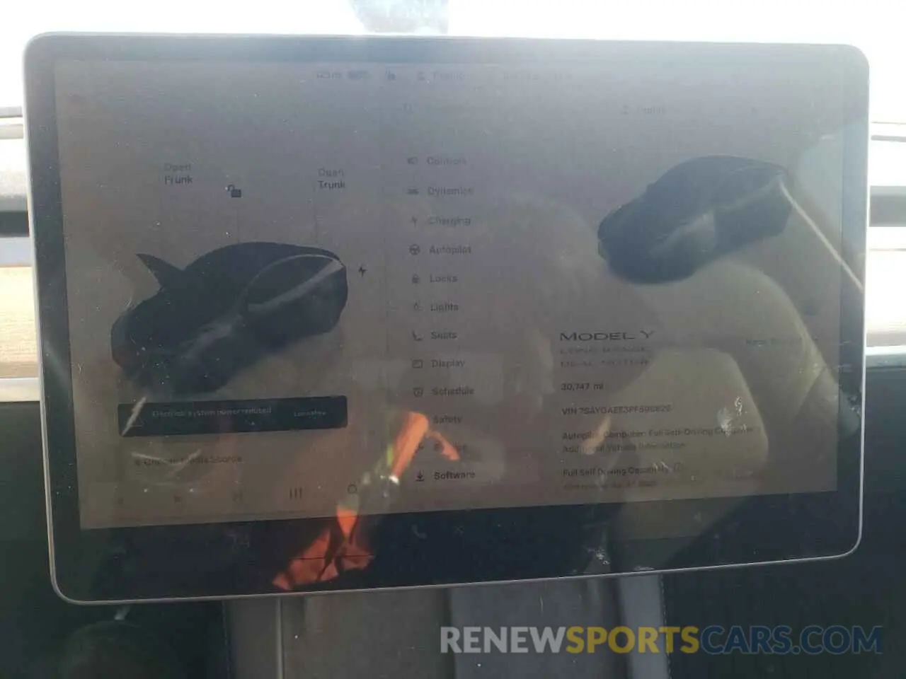 9 Photograph of a damaged car 7SAYGAEE3PF596826 TESLA MODEL Y 2023