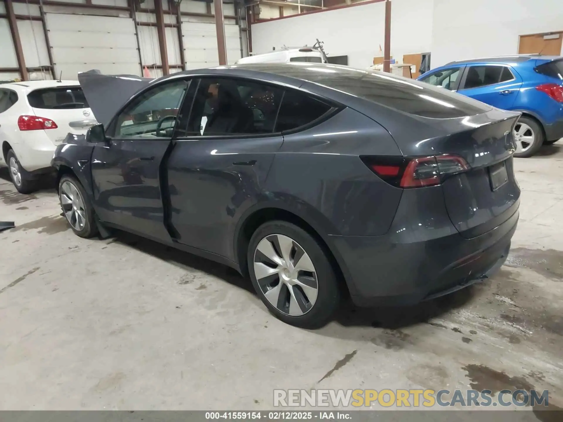 3 Photograph of a damaged car 7SAYGAEE3PF690592 TESLA MODEL Y 2023