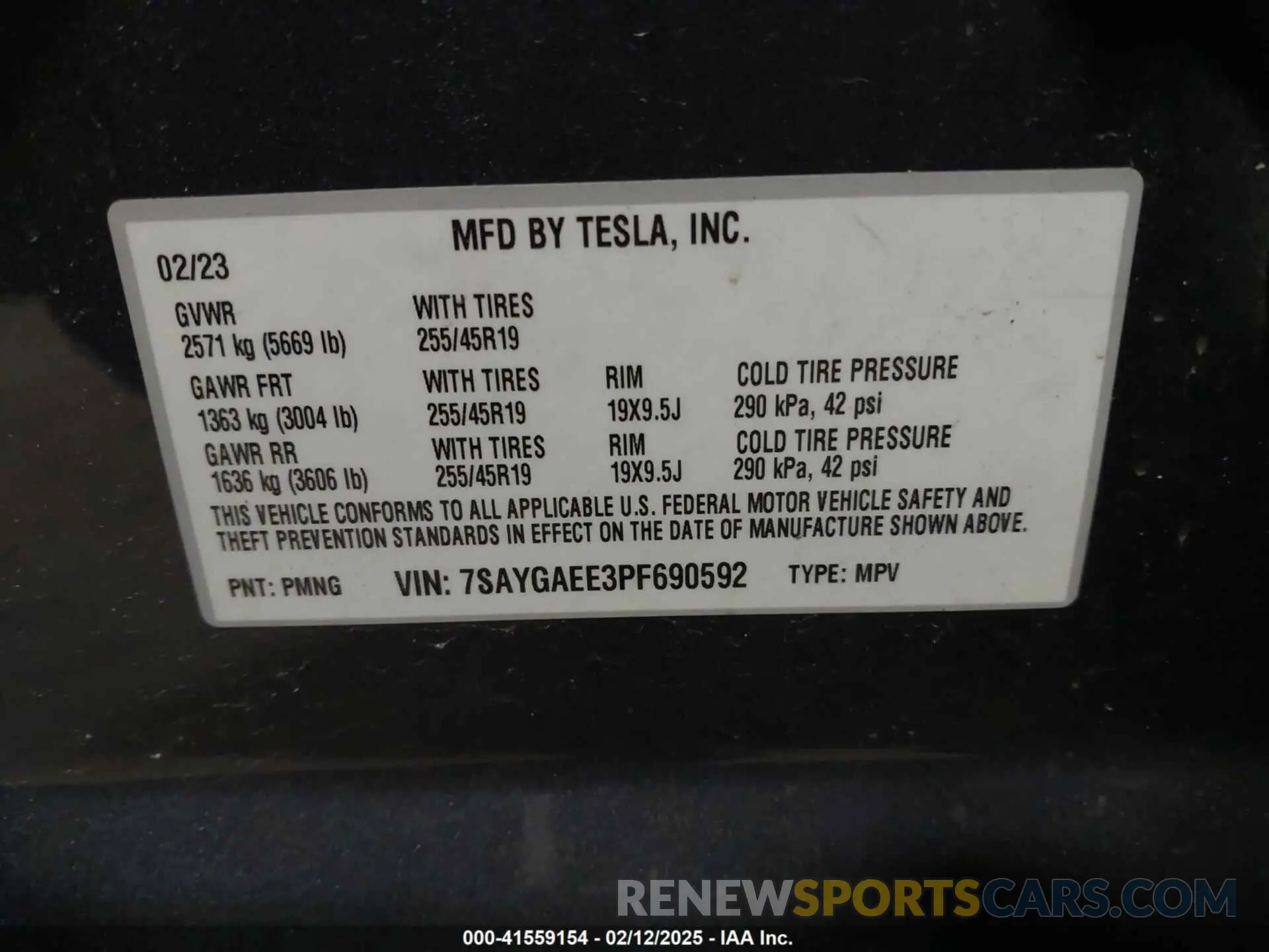 9 Photograph of a damaged car 7SAYGAEE3PF690592 TESLA MODEL Y 2023