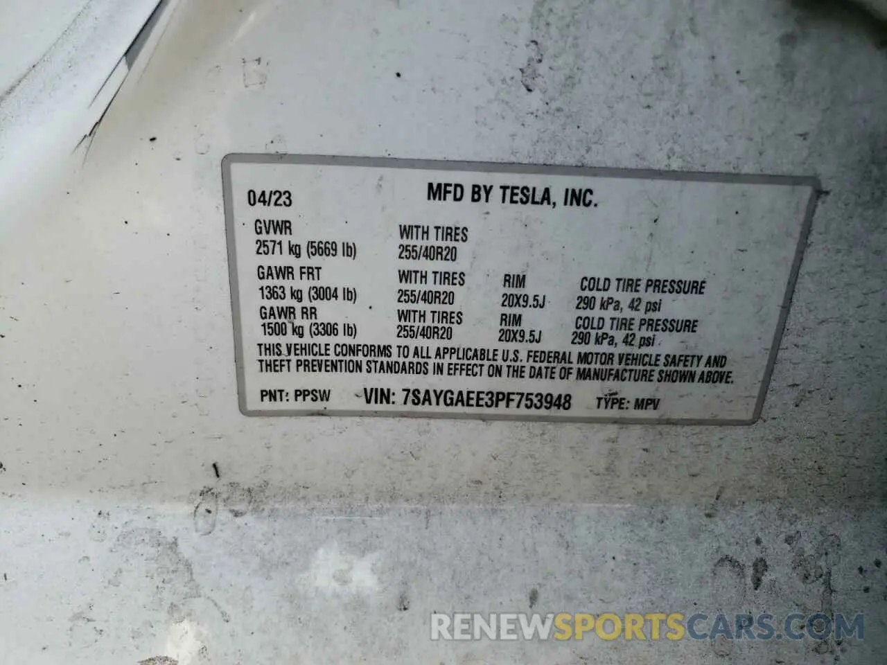 13 Photograph of a damaged car 7SAYGAEE3PF753948 TESLA MODEL Y 2023