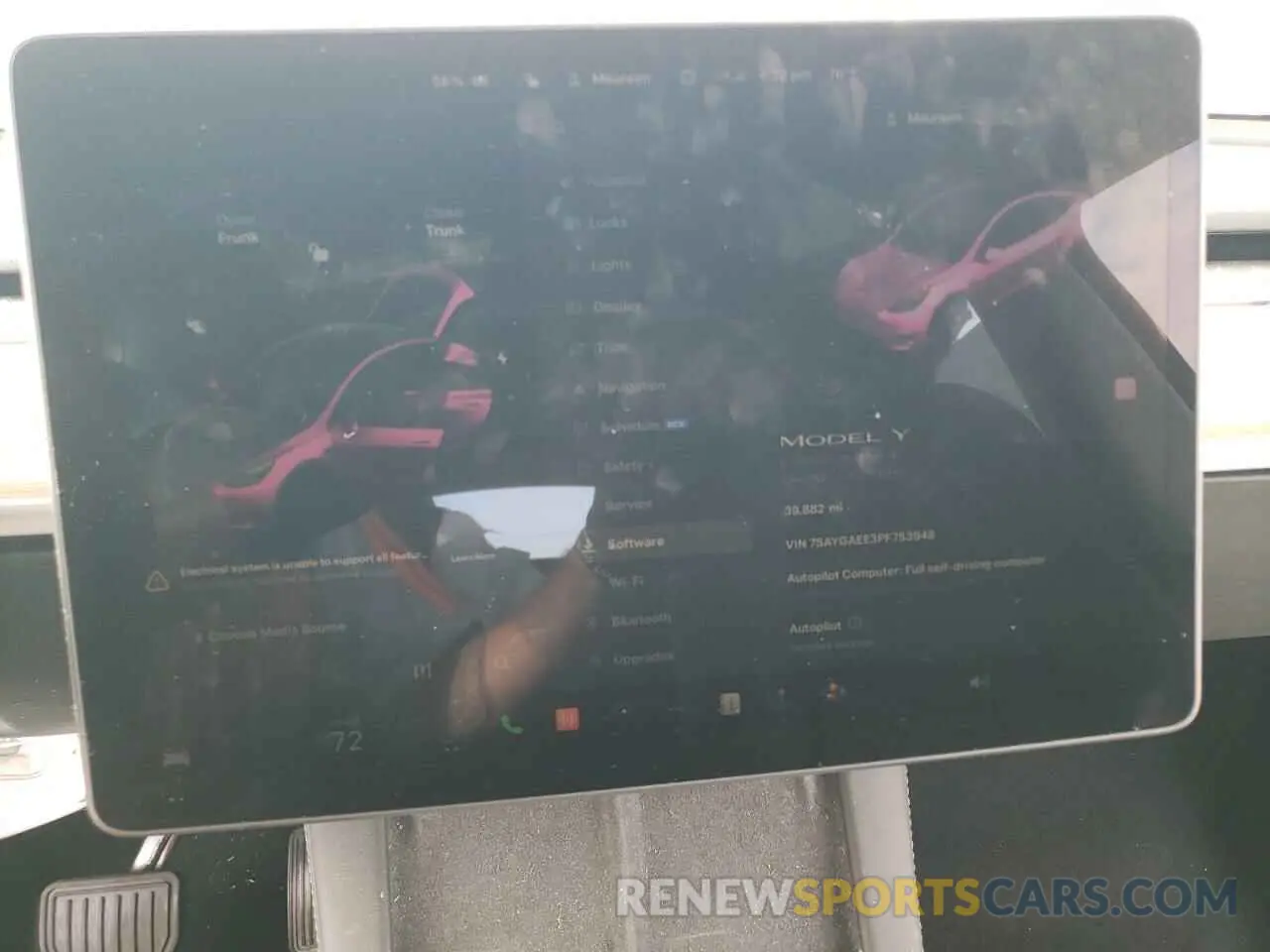 9 Photograph of a damaged car 7SAYGAEE3PF753948 TESLA MODEL Y 2023