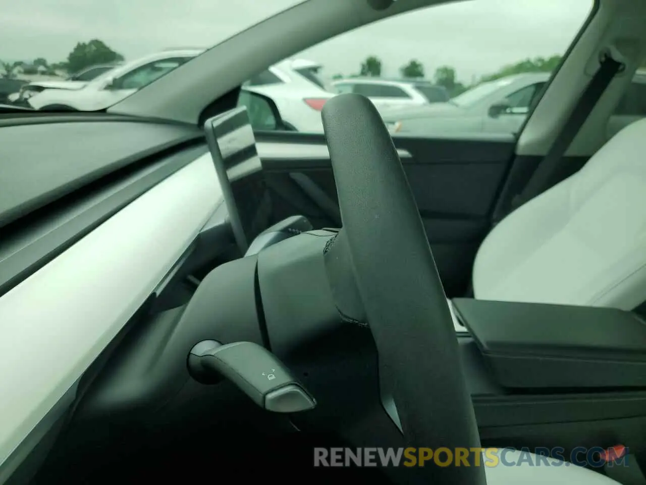 9 Photograph of a damaged car 7SAYGAEE3PF764769 TESLA MODEL Y 2023