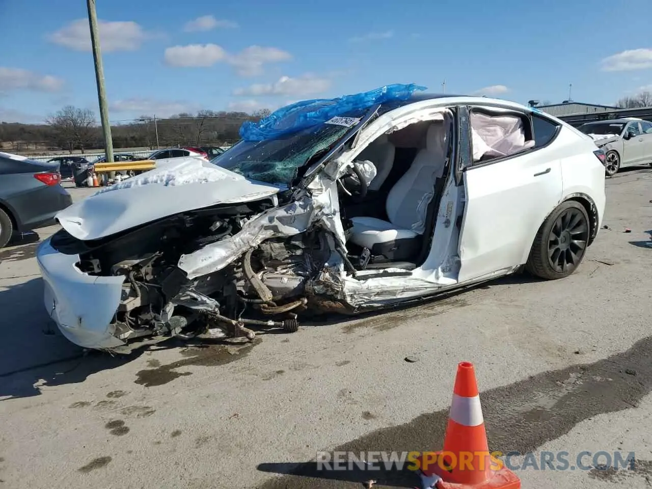 1 Photograph of a damaged car 7SAYGAEE3PF767171 TESLA MODEL Y 2023