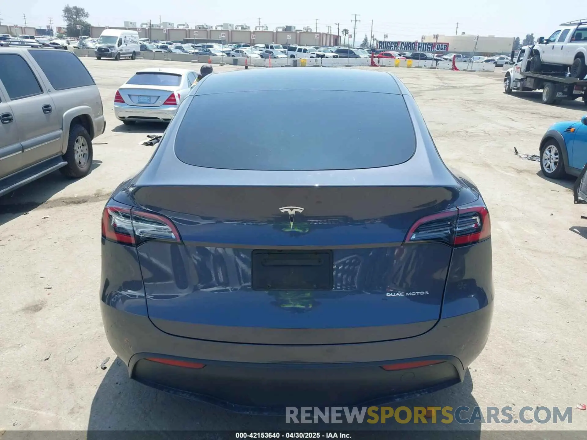 16 Photograph of a damaged car 7SAYGAEE3PF871904 TESLA MODEL Y 2023