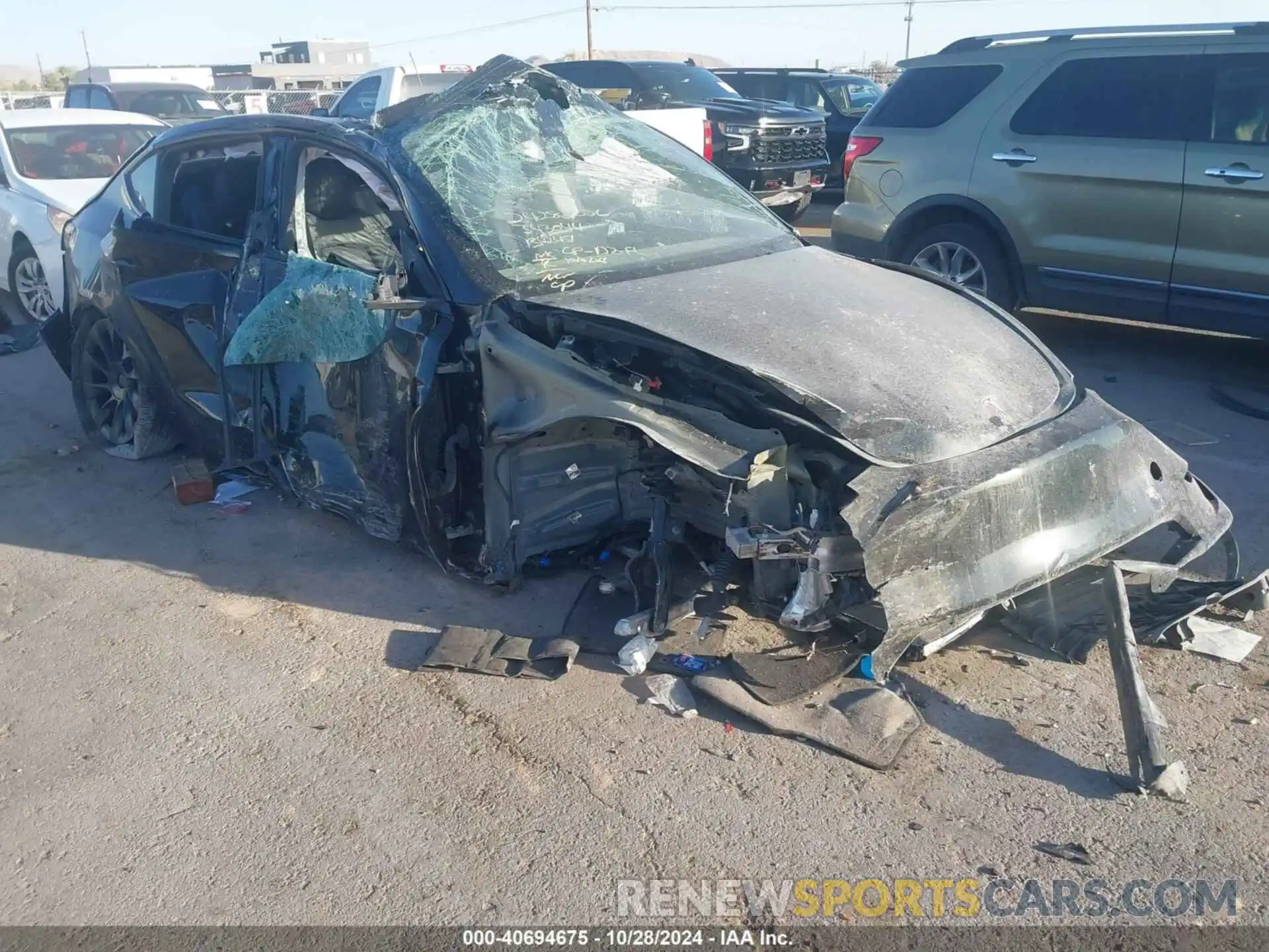 1 Photograph of a damaged car 7SAYGAEE3PF887262 TESLA MODEL Y 2023