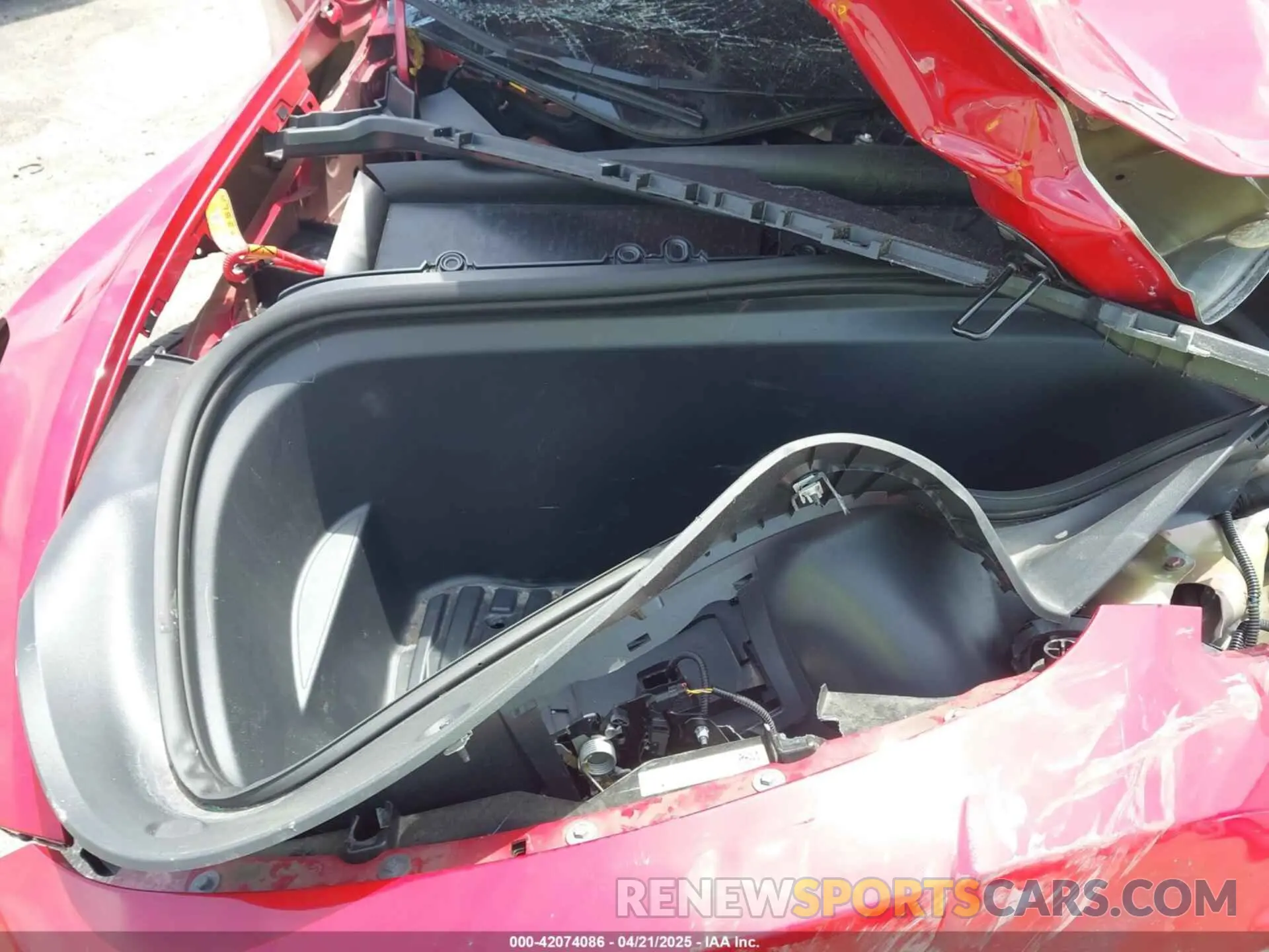 10 Photograph of a damaged car 7SAYGAEE3PF968049 TESLA MODEL Y 2023