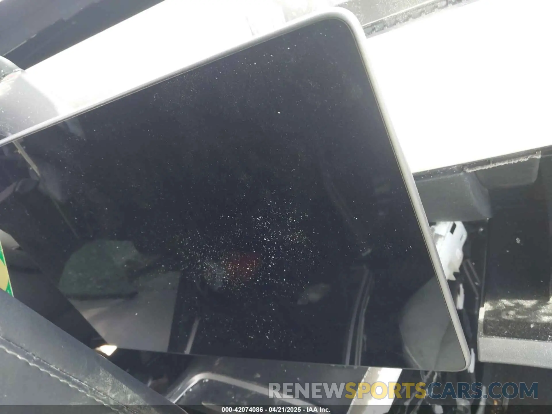 14 Photograph of a damaged car 7SAYGAEE3PF968049 TESLA MODEL Y 2023