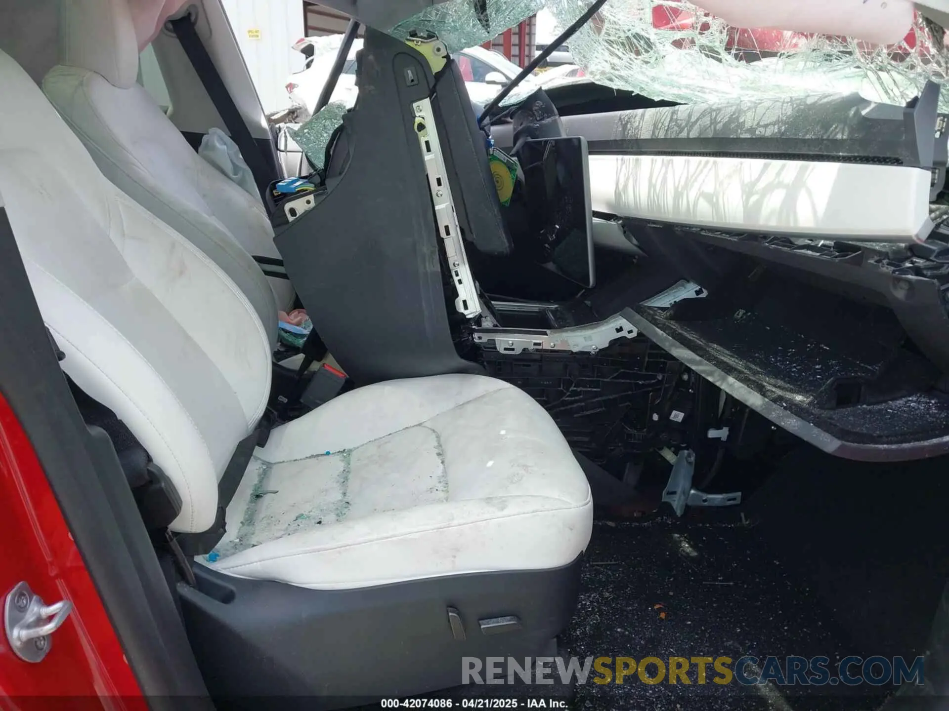 5 Photograph of a damaged car 7SAYGAEE3PF968049 TESLA MODEL Y 2023