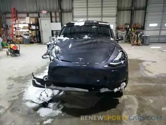 11 Photograph of a damaged car 7SAYGAEE3PF968231 TESLA MODEL Y 2023
