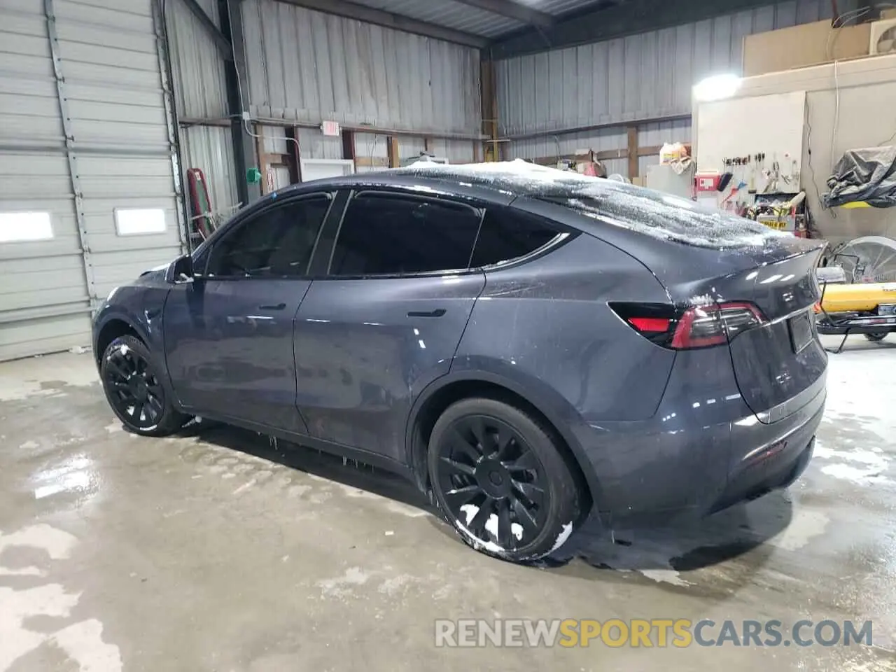 2 Photograph of a damaged car 7SAYGAEE3PF968231 TESLA MODEL Y 2023