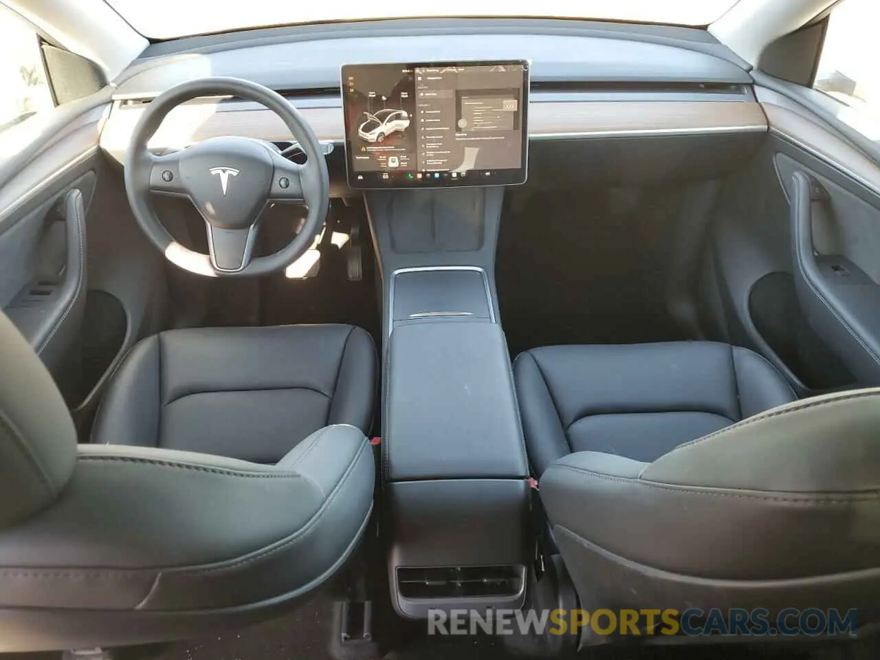 8 Photograph of a damaged car 7SAYGAEE3PF970884 TESLA MODEL Y 2023