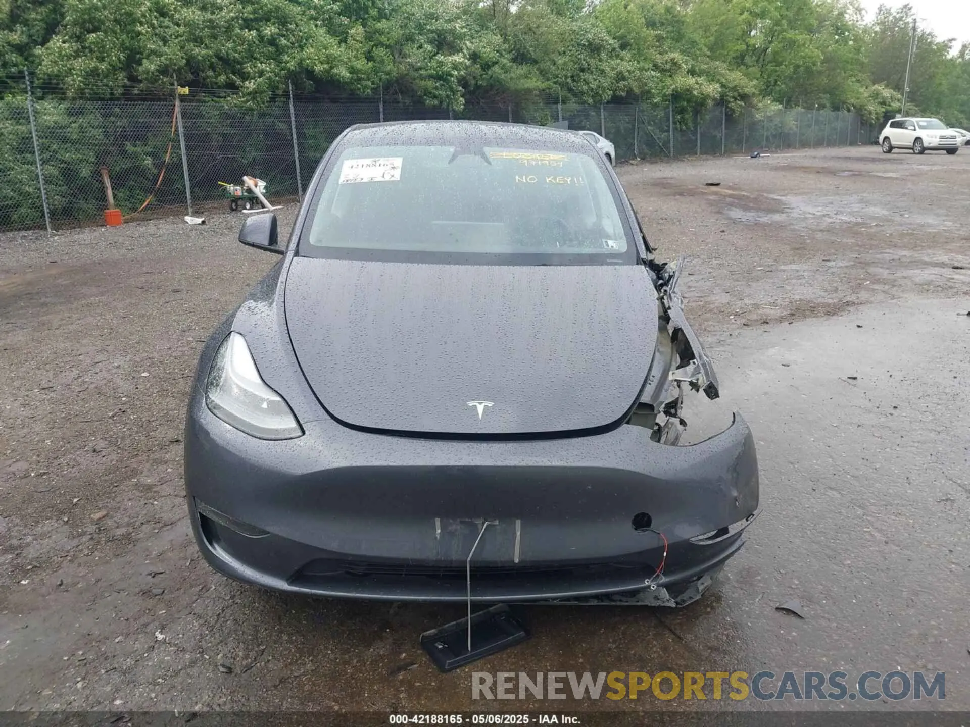 12 Photograph of a damaged car 7SAYGAEE3PF971954 TESLA MODEL Y 2023