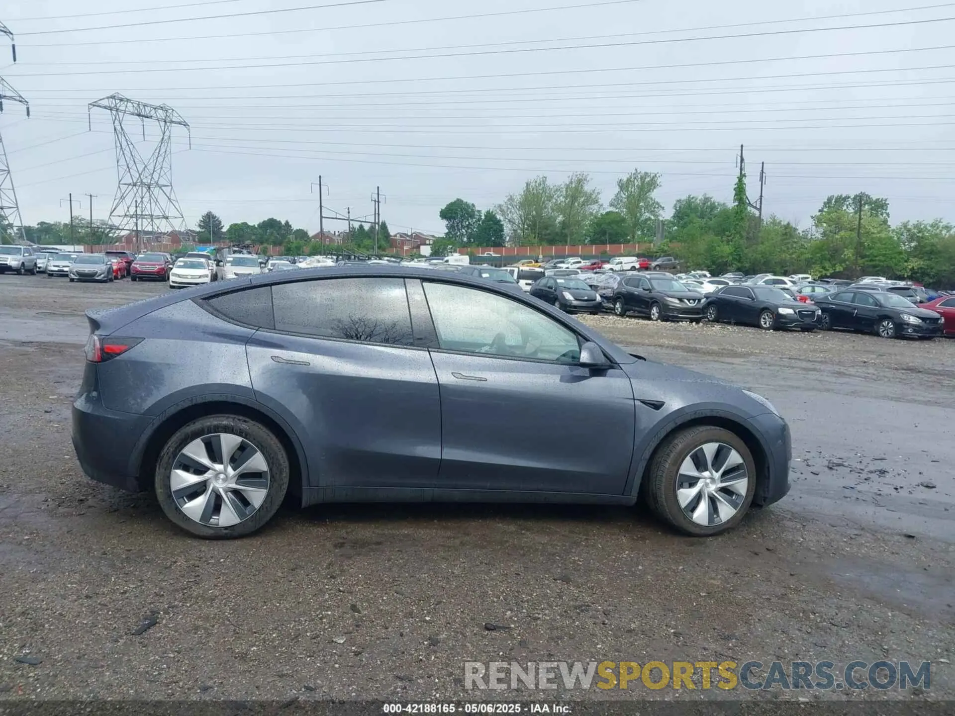 13 Photograph of a damaged car 7SAYGAEE3PF971954 TESLA MODEL Y 2023