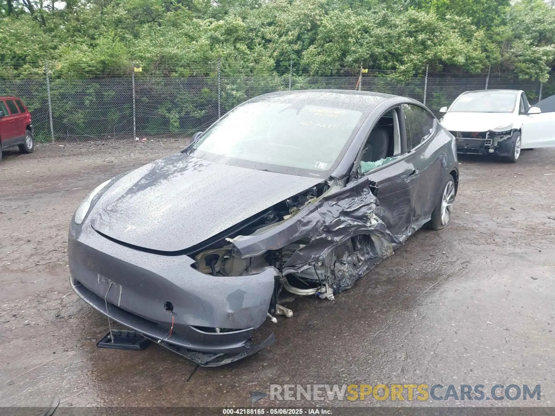 20 Photograph of a damaged car 7SAYGAEE3PF971954 TESLA MODEL Y 2023