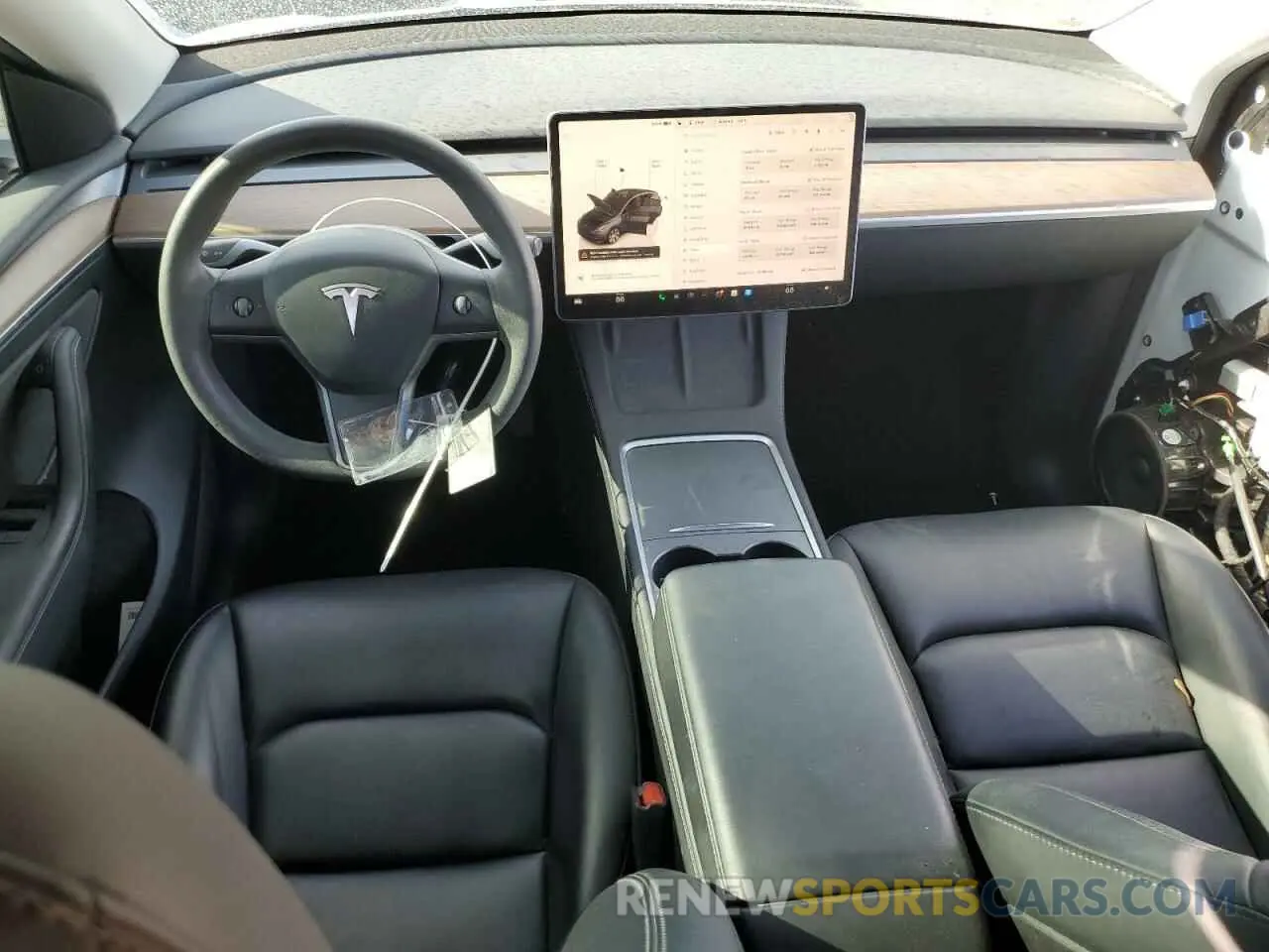 8 Photograph of a damaged car 7SAYGAEE4PF670755 TESLA MODEL Y 2023