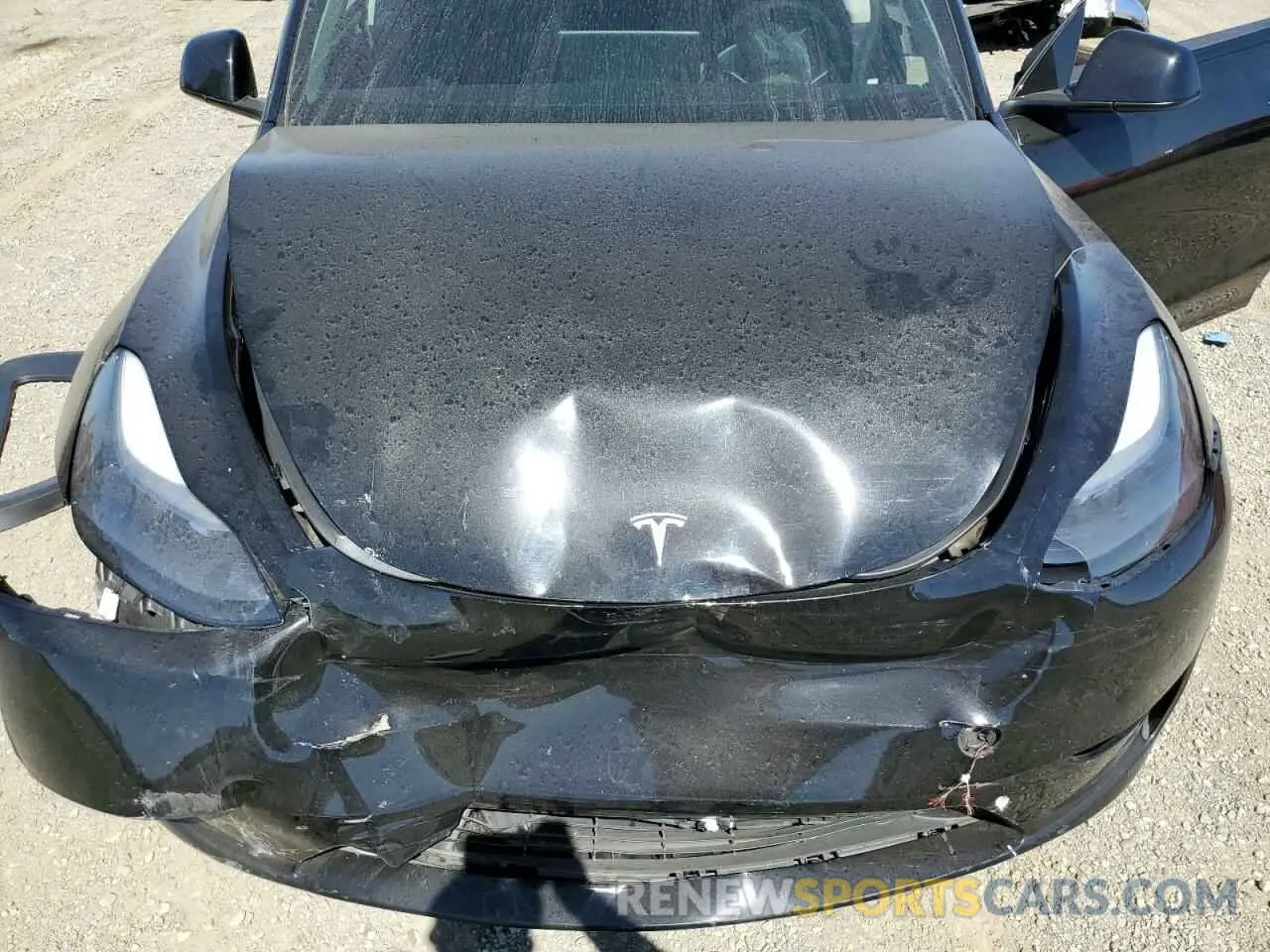 11 Photograph of a damaged car 7SAYGAEE4PF695123 TESLA MODEL Y 2023