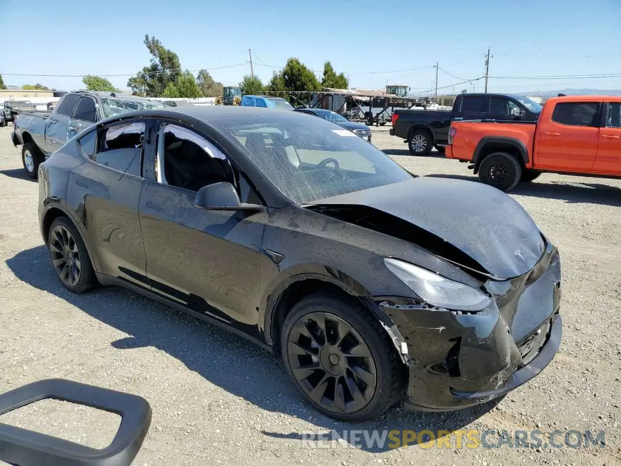 4 Photograph of a damaged car 7SAYGAEE4PF695123 TESLA MODEL Y 2023