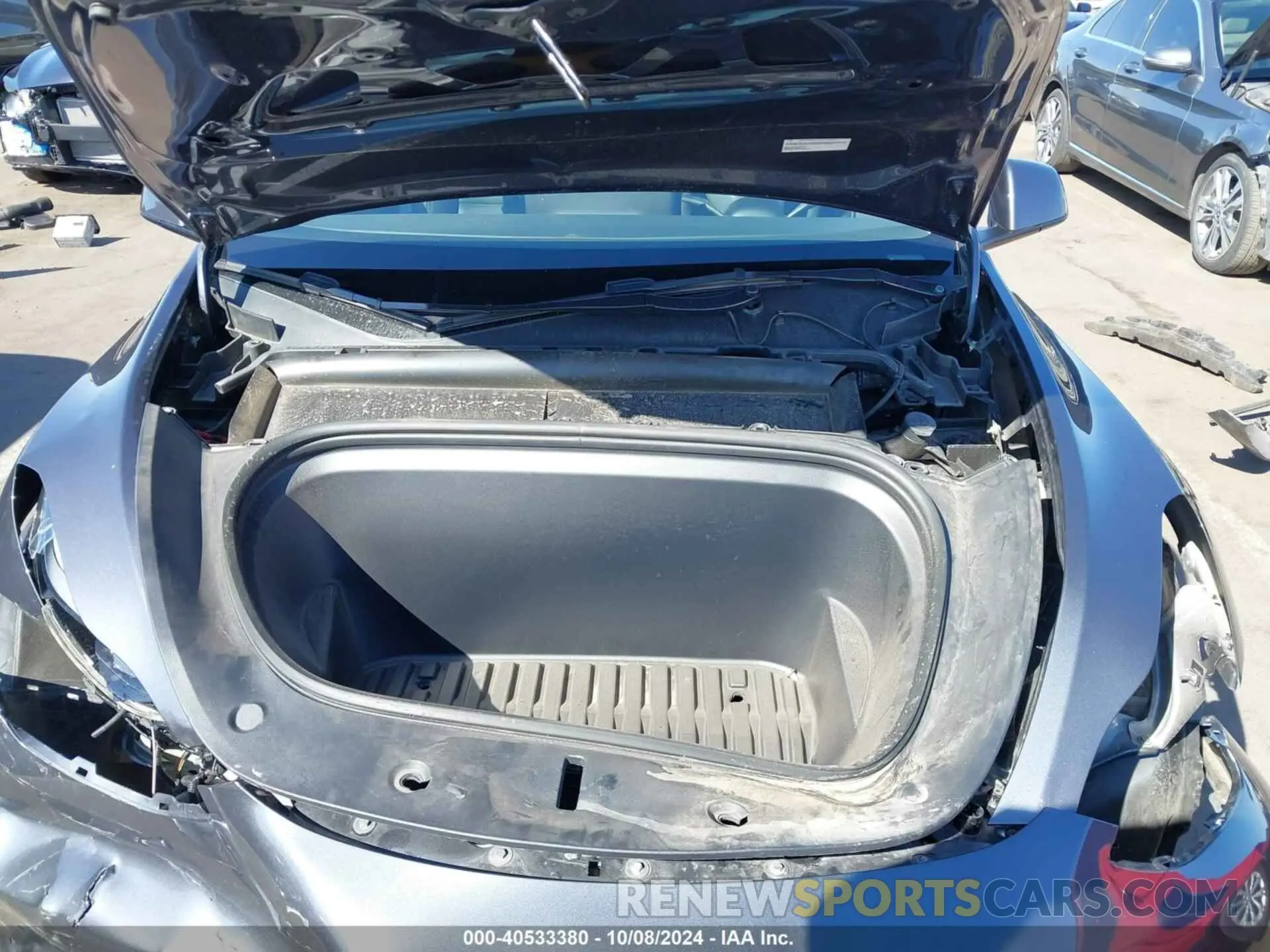 10 Photograph of a damaged car 7SAYGAEE4PF711966 TESLA MODEL Y 2023