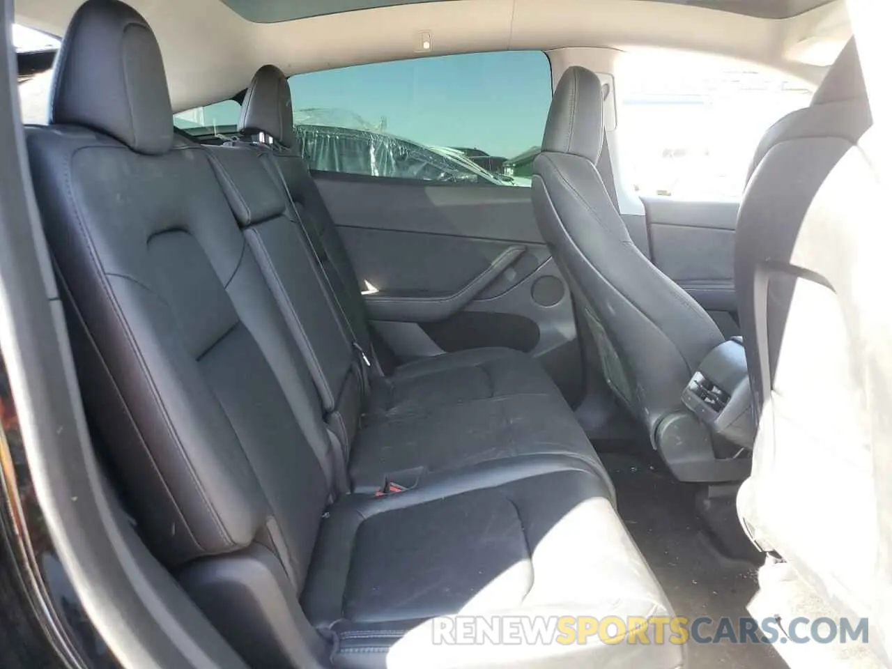 11 Photograph of a damaged car 7SAYGAEE4PF738942 TESLA MODEL Y 2023