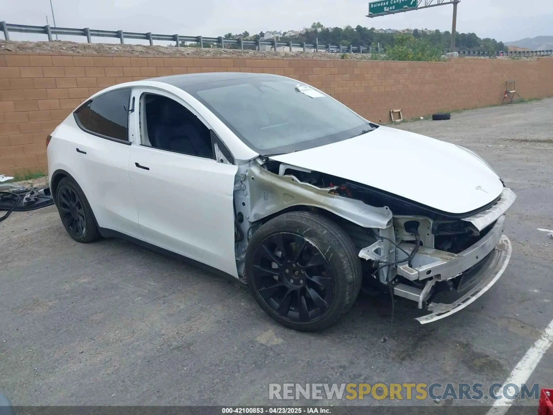1 Photograph of a damaged car 7SAYGAEE4PF752629 TESLA MODEL Y 2023
