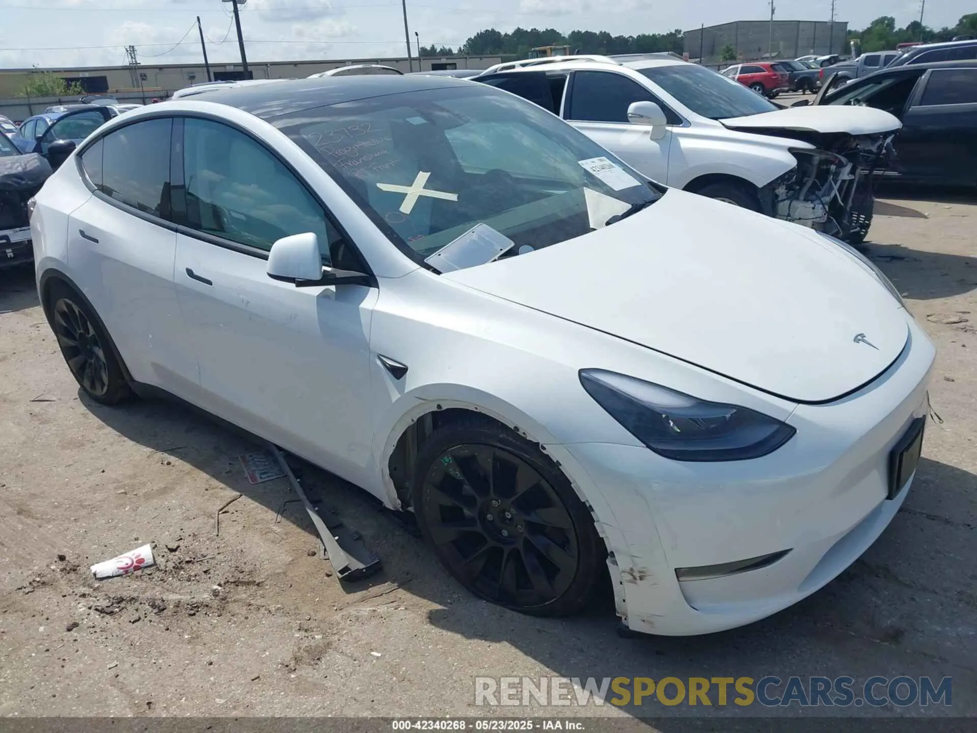 1 Photograph of a damaged car 7SAYGAEE4PF885925 TESLA MODEL Y 2023