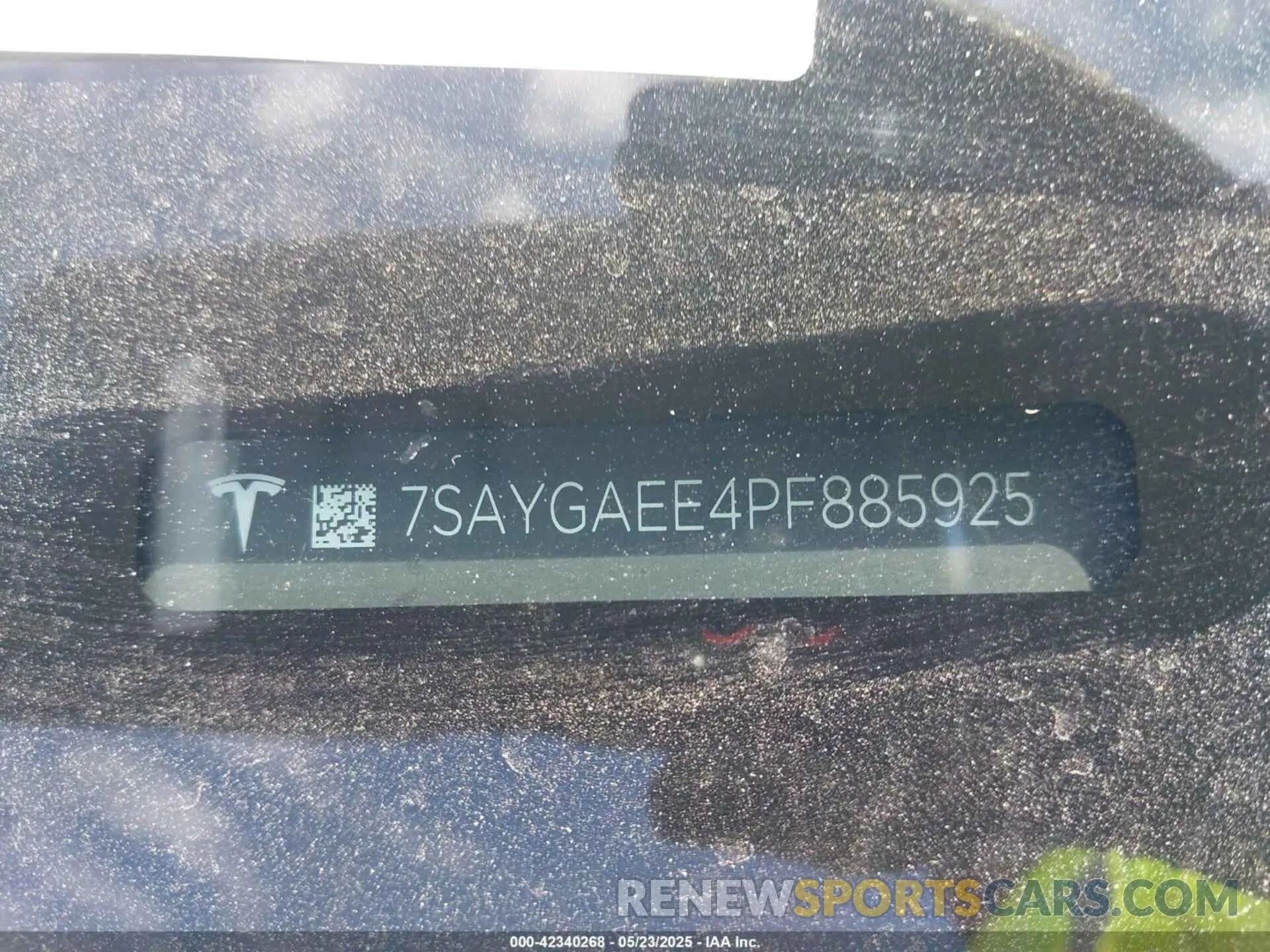 9 Photograph of a damaged car 7SAYGAEE4PF885925 TESLA MODEL Y 2023