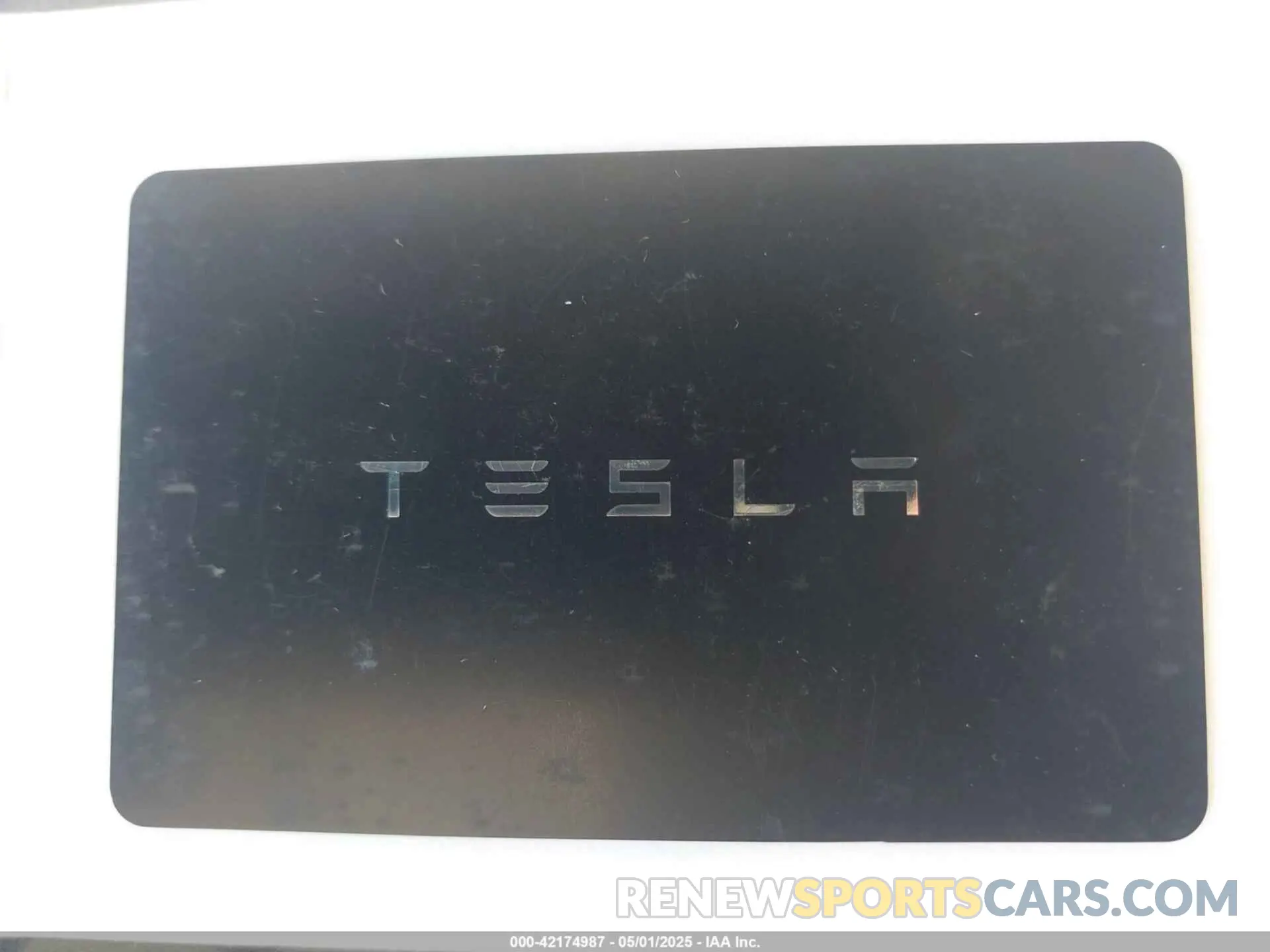 11 Photograph of a damaged car 7SAYGAEE4PF906577 TESLA MODEL Y 2023