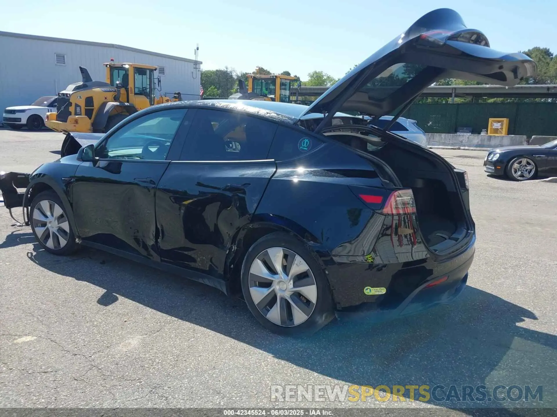 3 Photograph of a damaged car 7SAYGAEE4PF918812 TESLA MODEL Y 2023