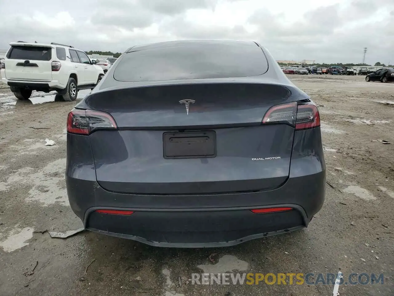 6 Photograph of a damaged car 7SAYGAEE4PF966567 TESLA MODEL Y 2023
