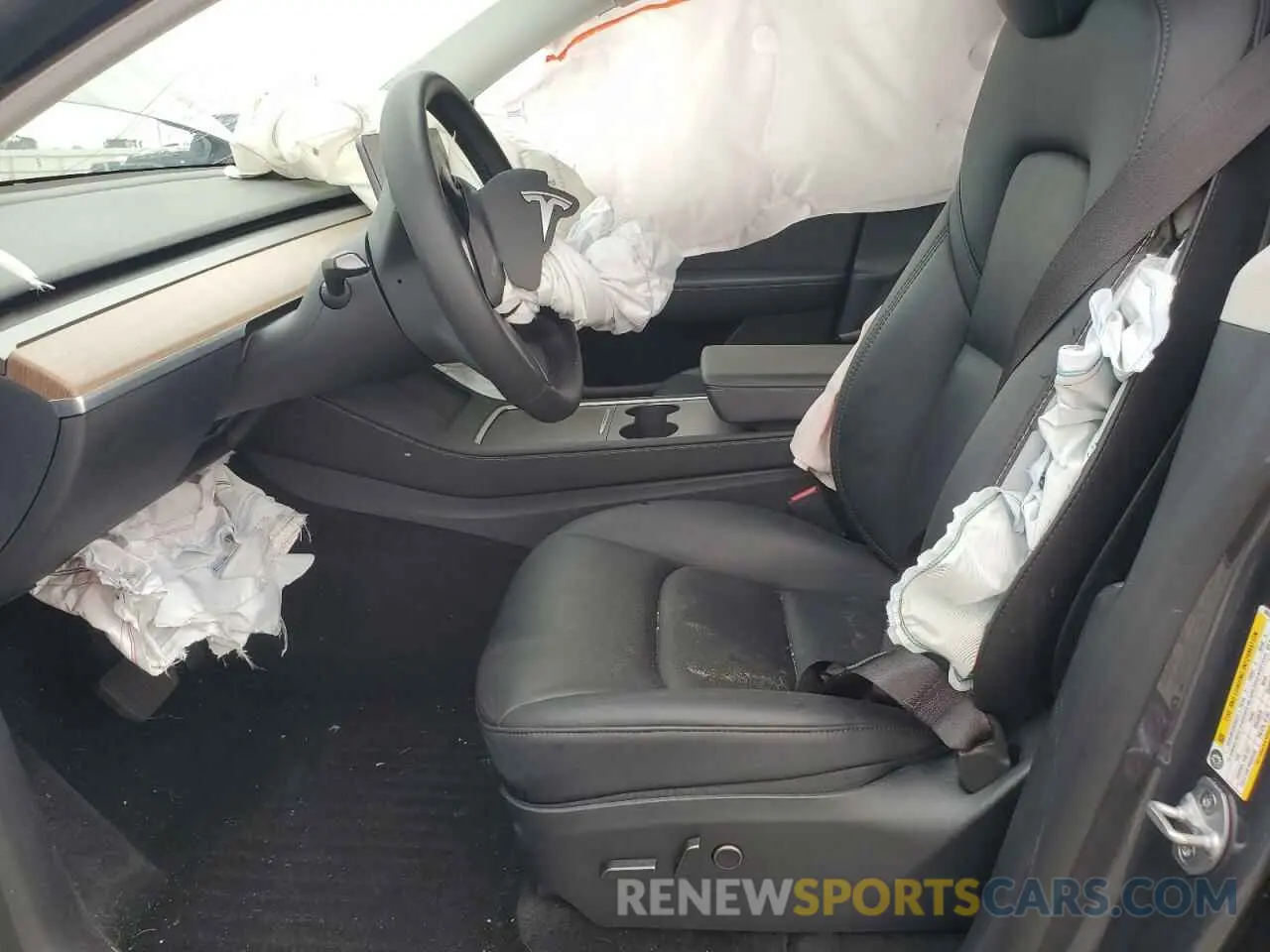 7 Photograph of a damaged car 7SAYGAEE4PF966567 TESLA MODEL Y 2023