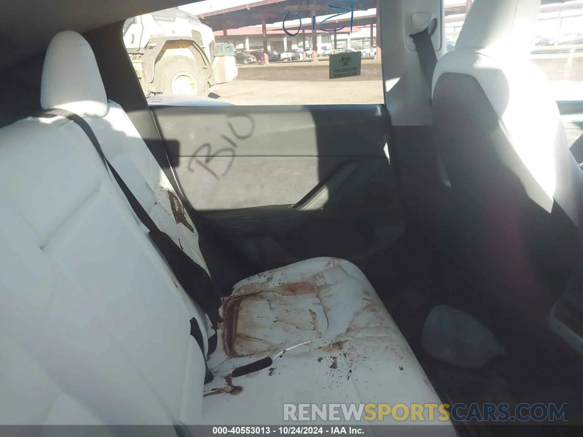 8 Photograph of a damaged car 7SAYGAEE4PF969503 TESLA MODEL Y 2023