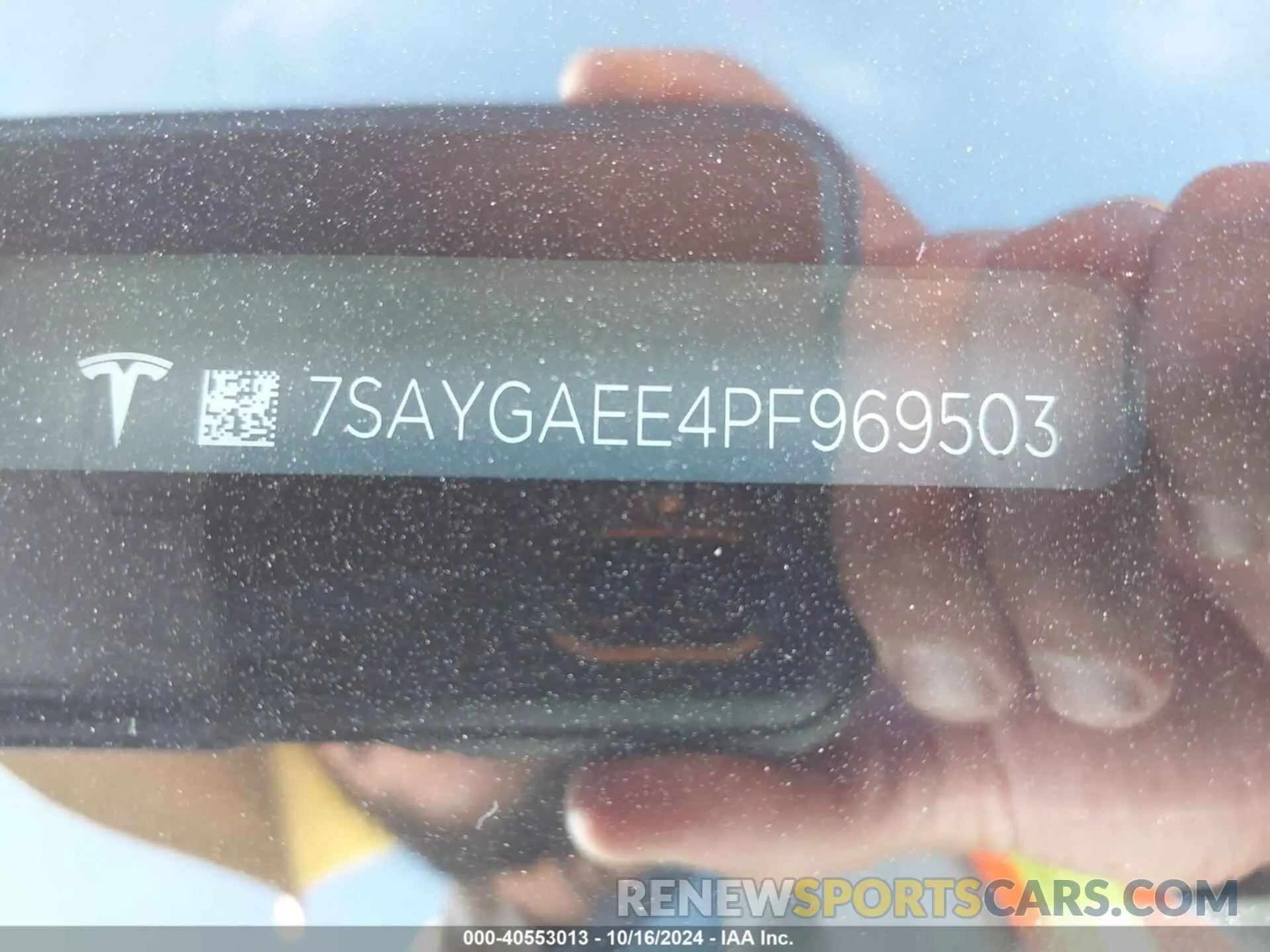 9 Photograph of a damaged car 7SAYGAEE4PF969503 TESLA MODEL Y 2023