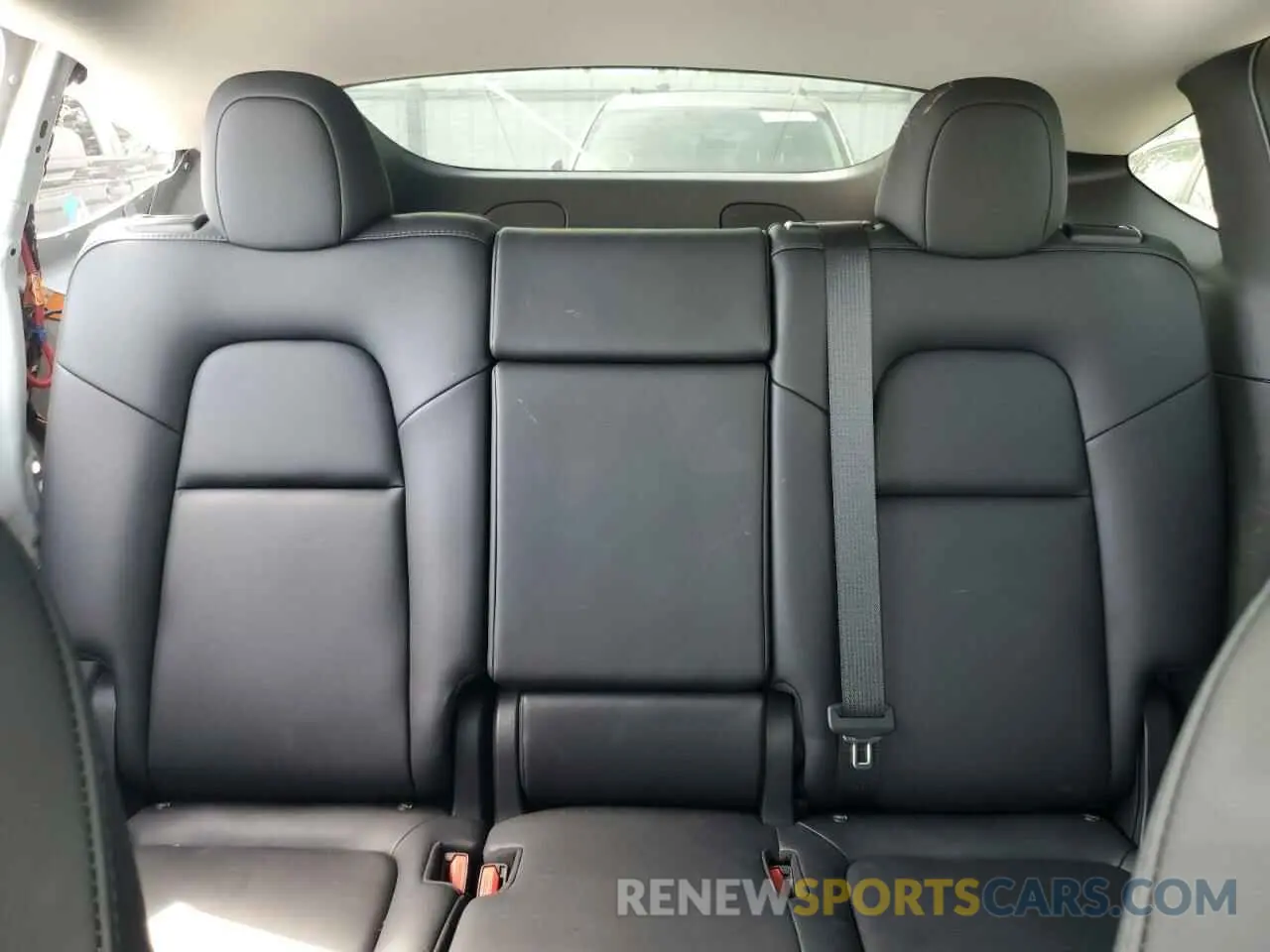 10 Photograph of a damaged car 7SAYGAEE5PF603999 TESLA MODEL Y 2023