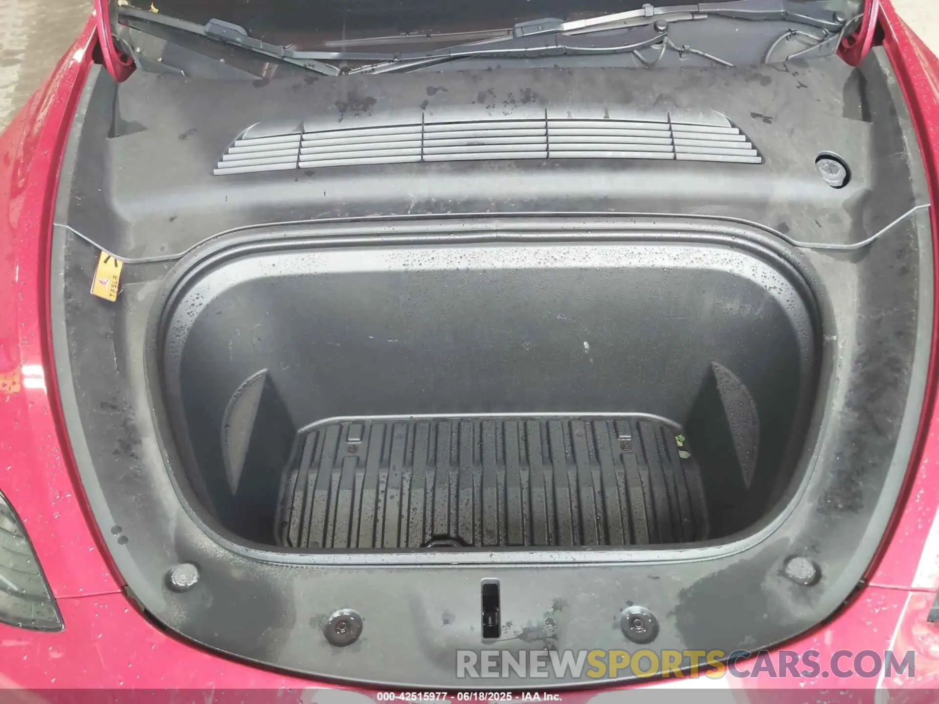 10 Photograph of a damaged car 7SAYGAEE5PF780312 TESLA MODEL Y 2023
