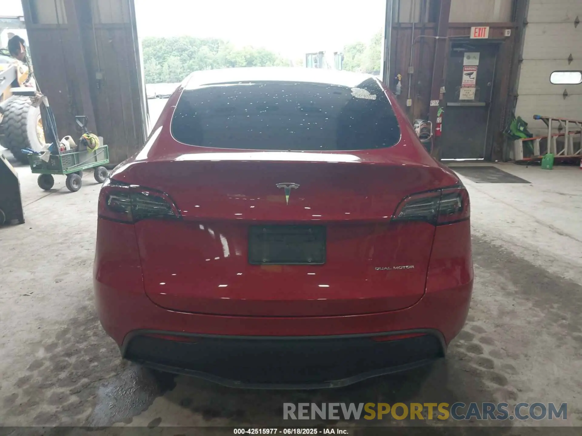16 Photograph of a damaged car 7SAYGAEE5PF780312 TESLA MODEL Y 2023