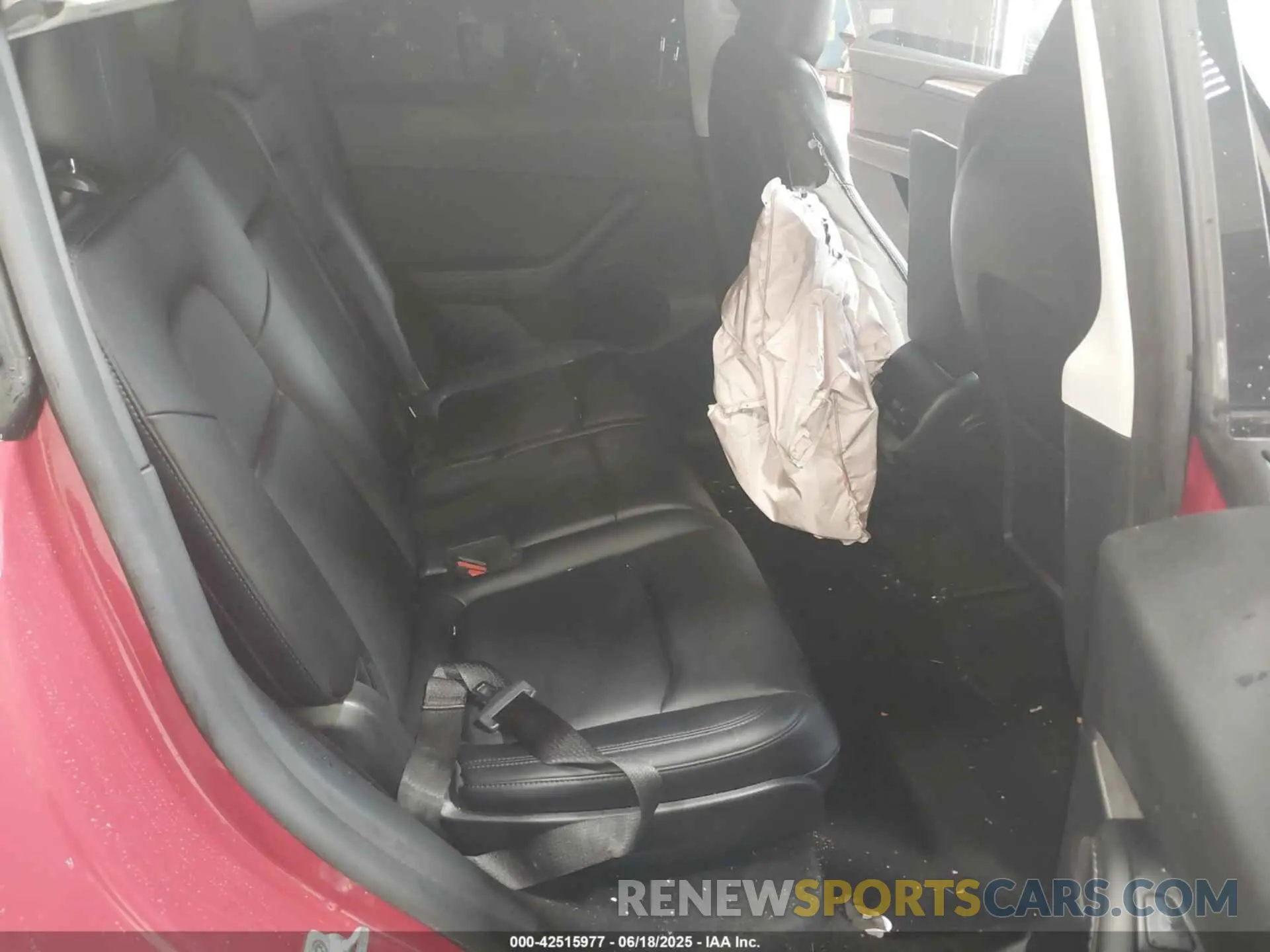 8 Photograph of a damaged car 7SAYGAEE5PF780312 TESLA MODEL Y 2023