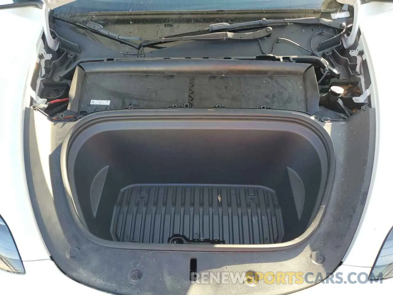11 Photograph of a damaged car 7SAYGAEE5PF809727 TESLA MODEL Y 2023